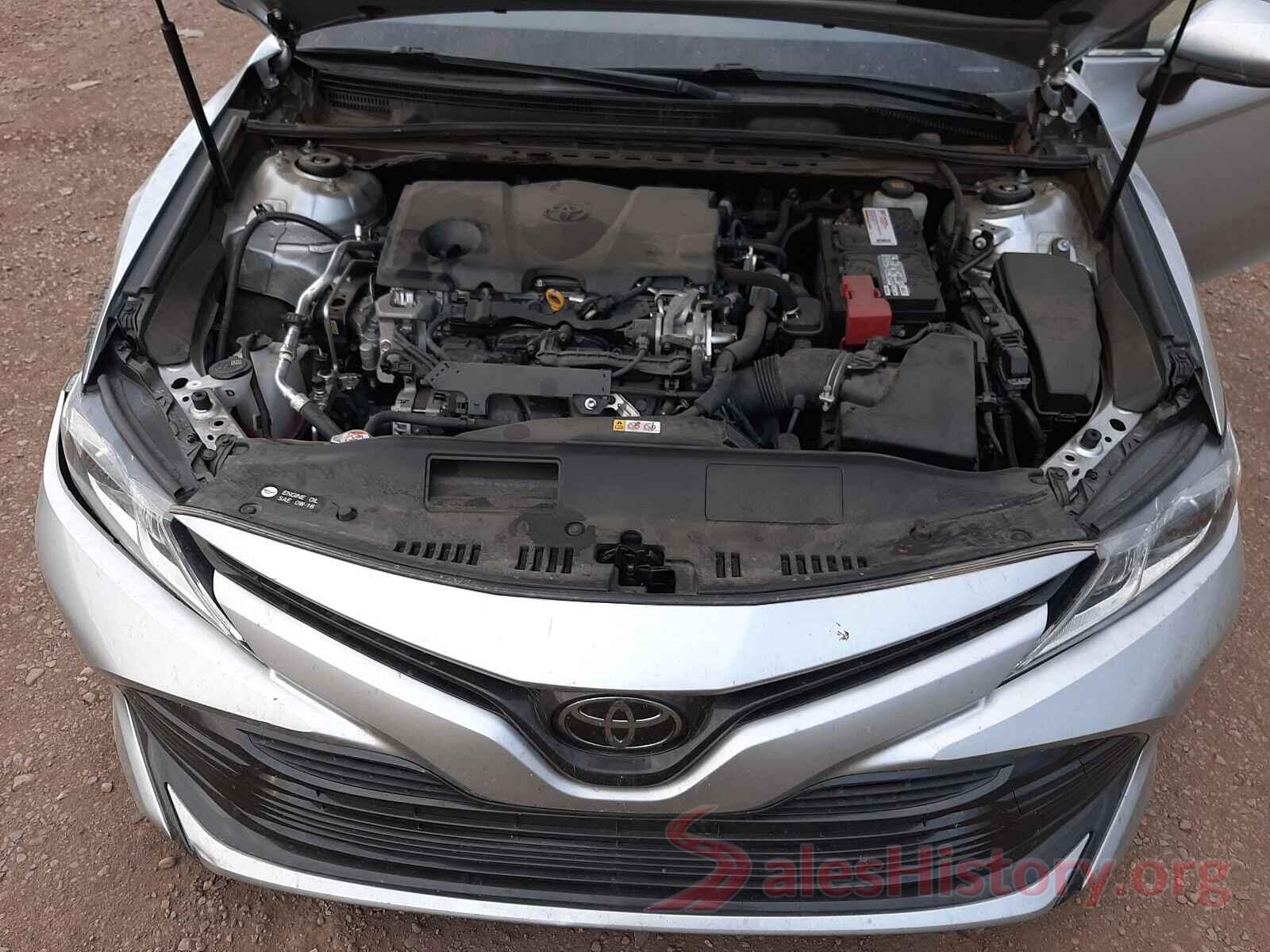 JTNB11HK0J3041001 2018 TOYOTA CAMRY