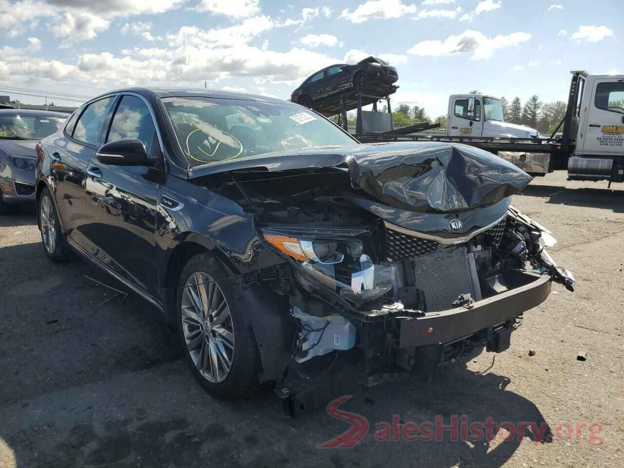 5XXGV4L25JG215295 2018 KIA OPTIMA