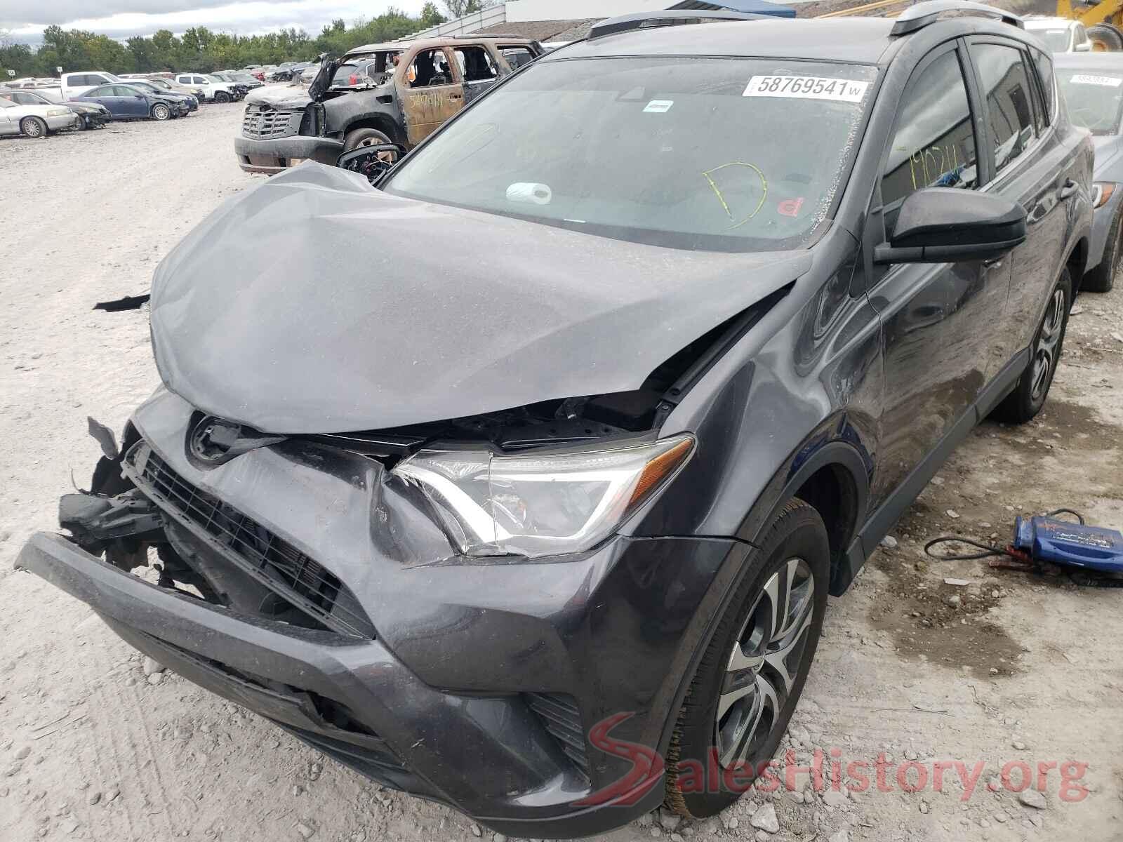 JTMZFREV7HJ132774 2017 TOYOTA RAV4