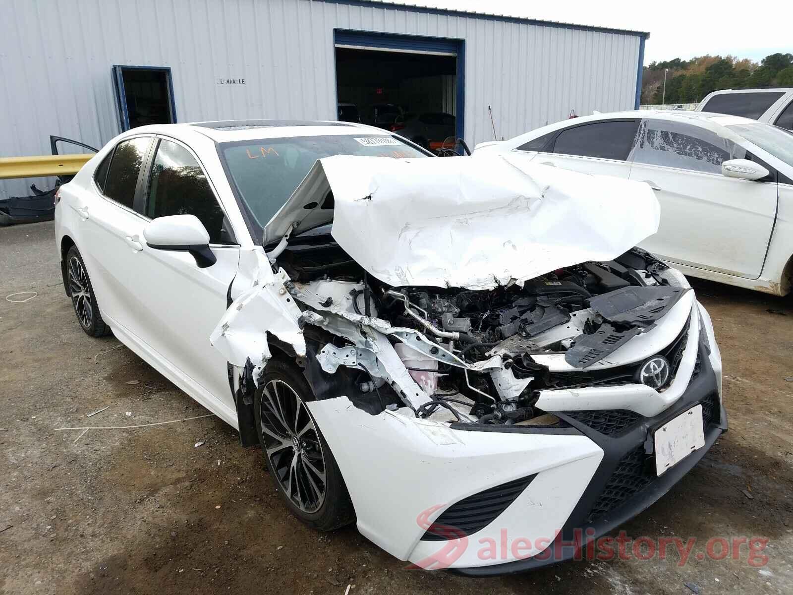 4T1B11HK2KU709618 2019 TOYOTA CAMRY