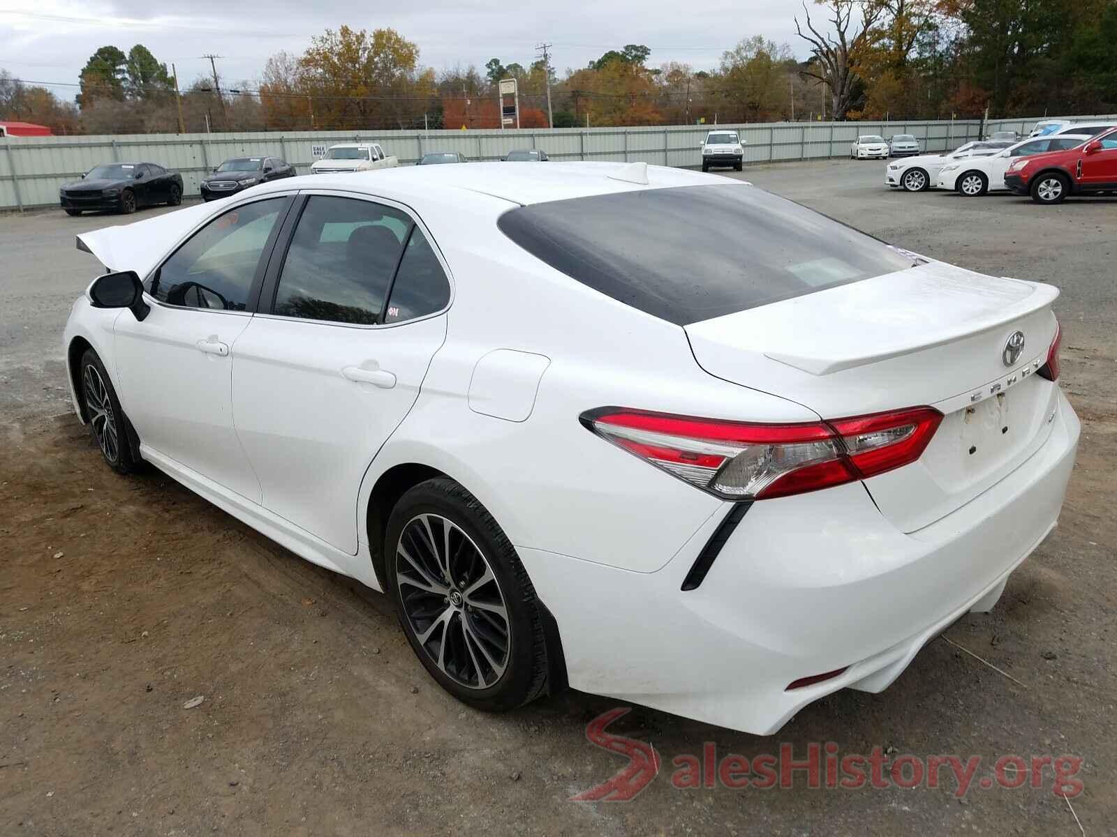 4T1B11HK2KU709618 2019 TOYOTA CAMRY