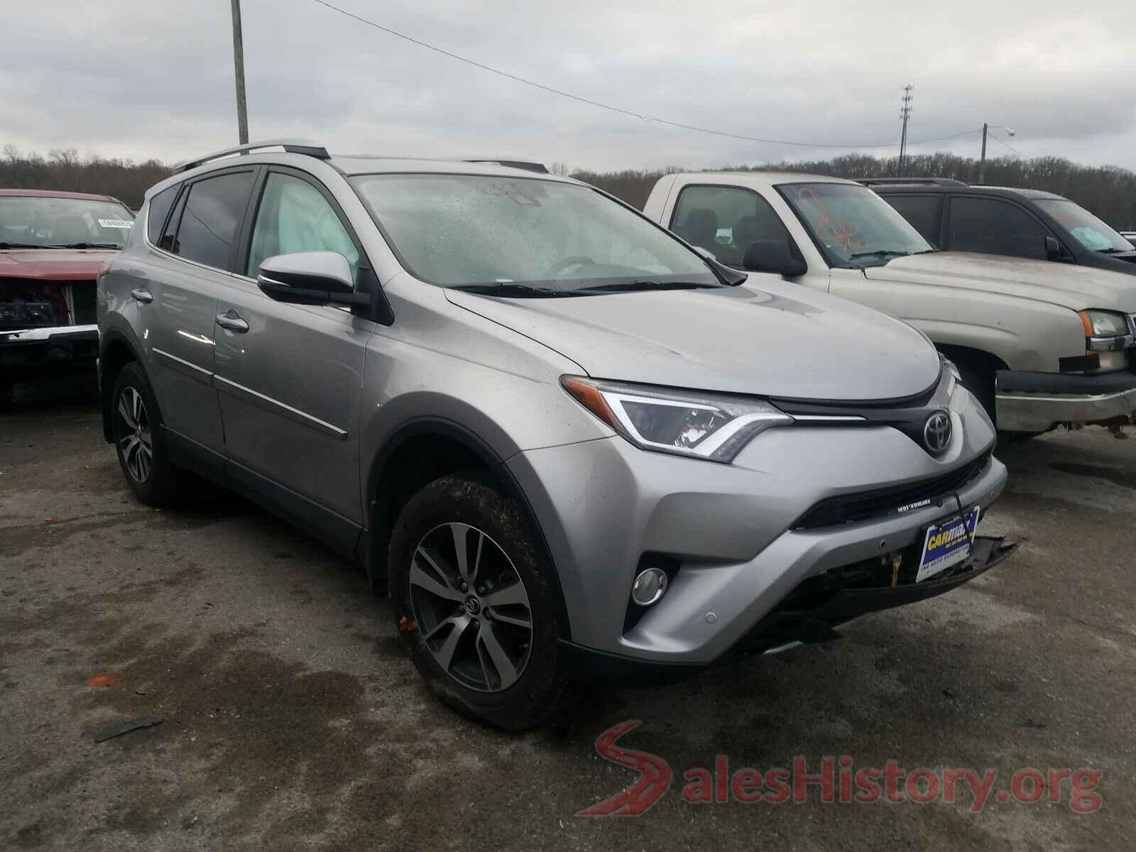 2T3RFREVXHW594344 2017 TOYOTA RAV4