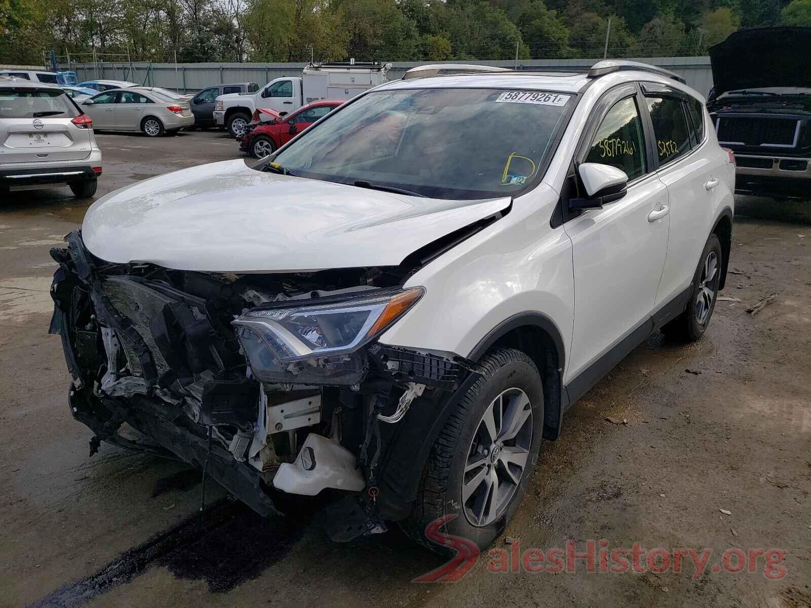 JTMRFREV5HD203372 2017 TOYOTA RAV4