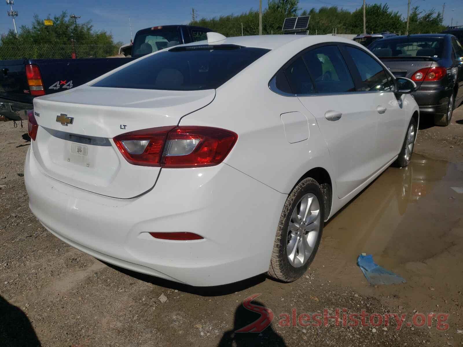 1G1BE5SM3K7125388 2019 CHEVROLET CRUZE