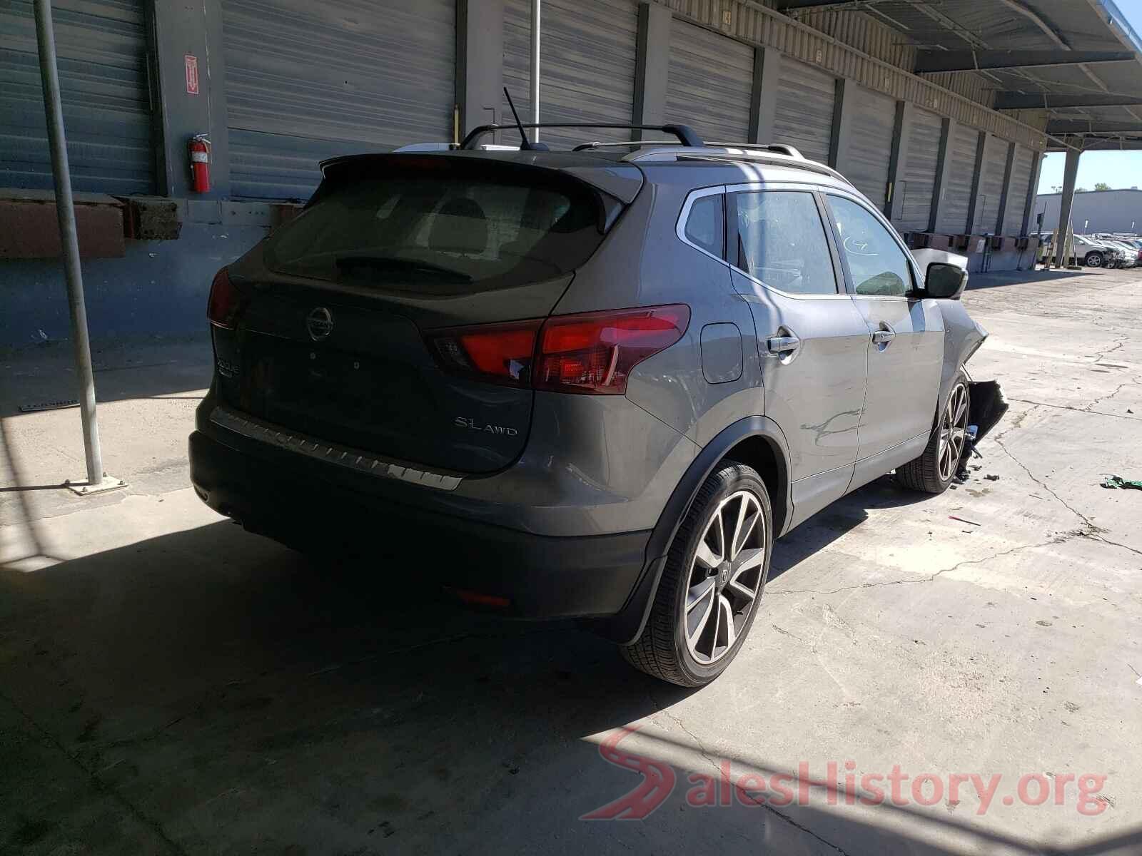 JN1BJ1CR1HW140365 2017 NISSAN ROGUE