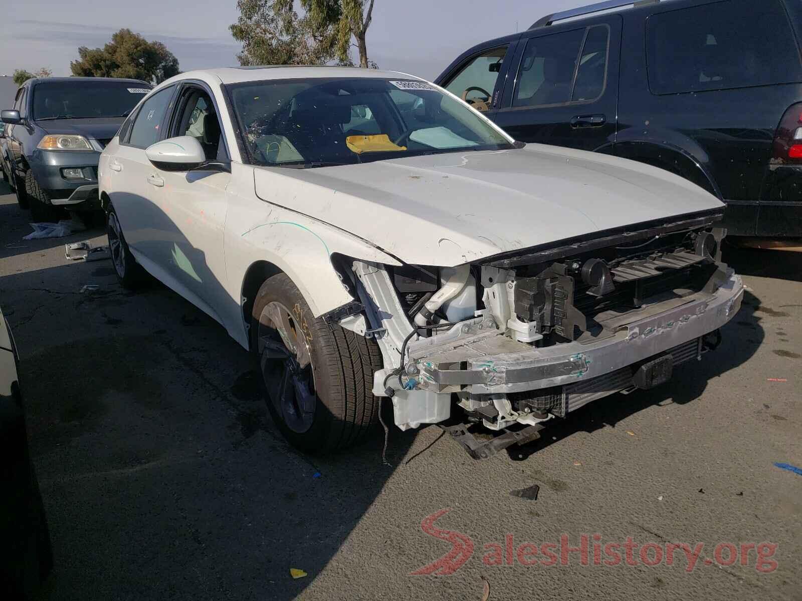 1HGCV1F47JA118512 2018 HONDA ACCORD