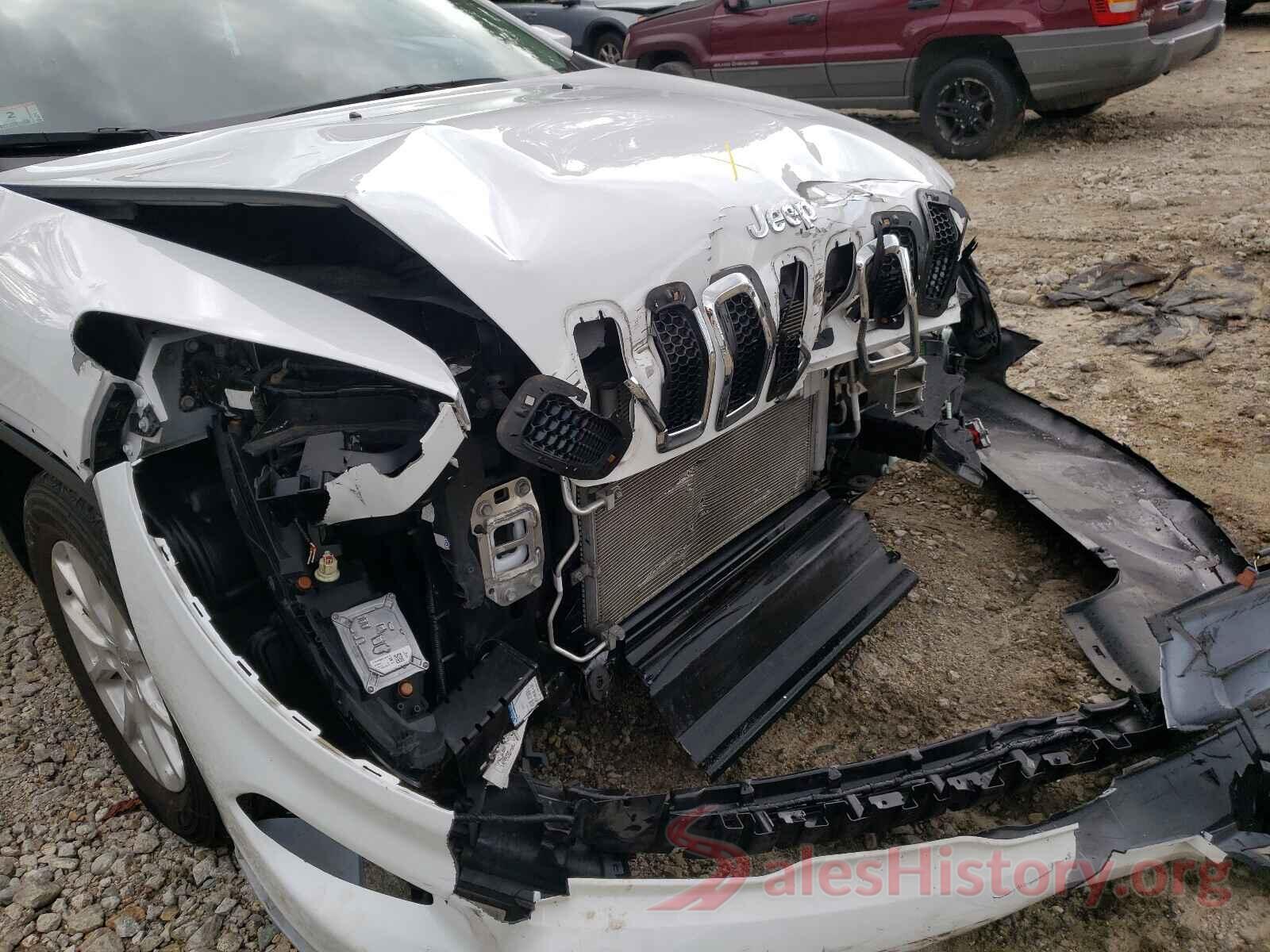 1C4PJMCB9HD220080 2017 JEEP CHEROKEE