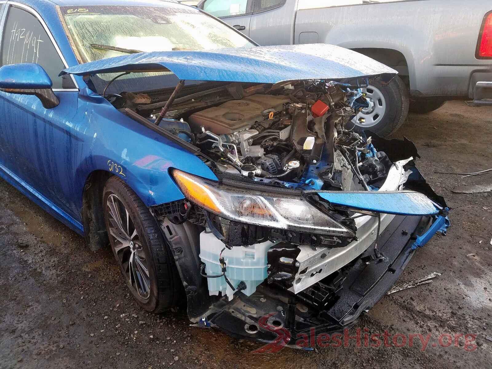 4T1B11HK6JU113880 2018 TOYOTA CAMRY