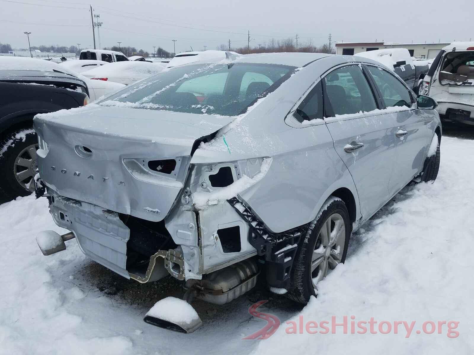 5NPE34AF3JH725572 2018 HYUNDAI SONATA