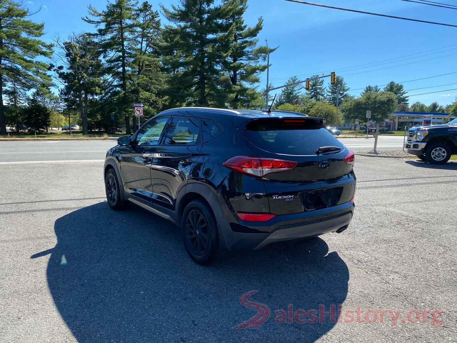 KM8J33A26GU047710 2016 HYUNDAI TUCSON