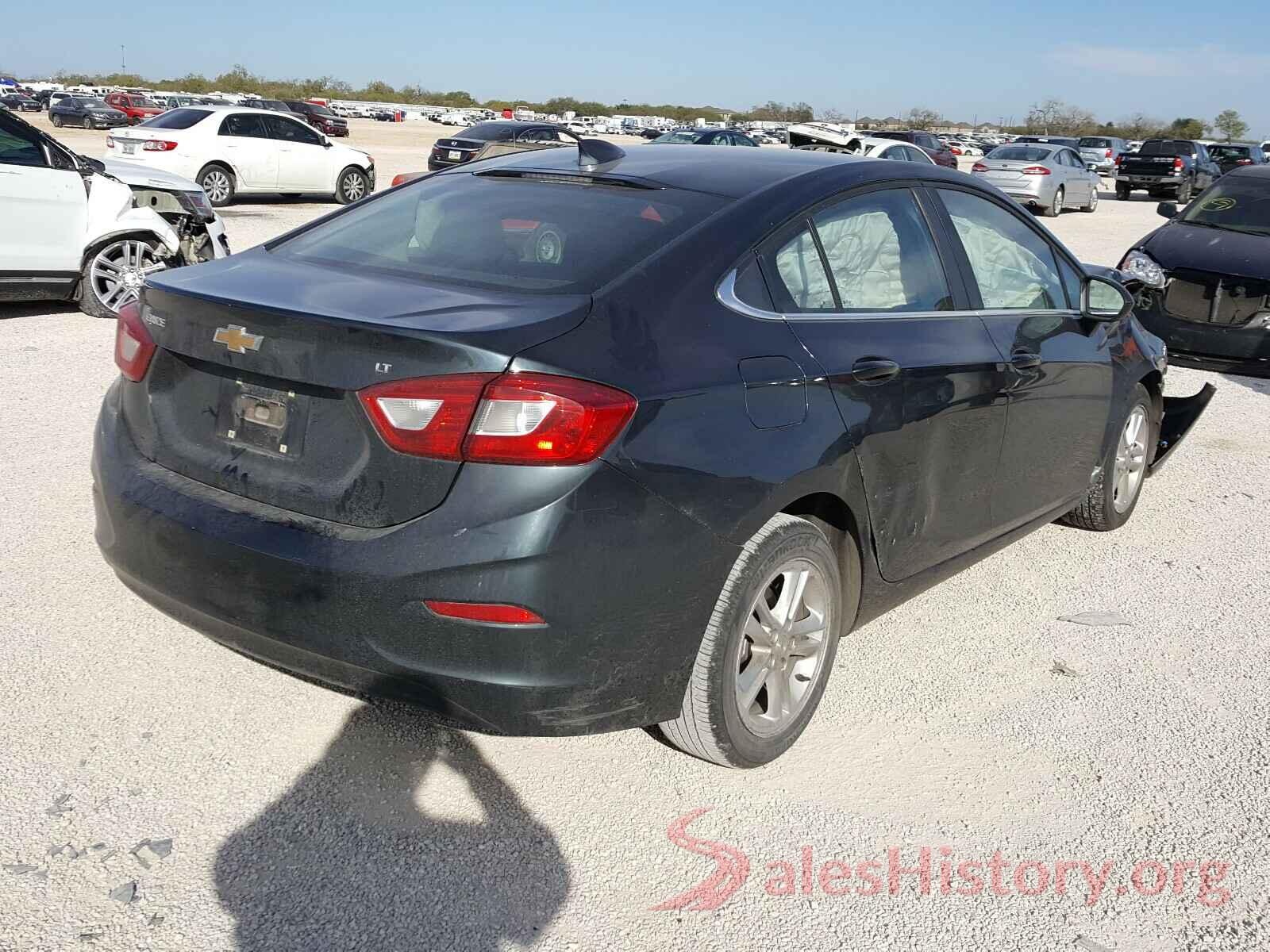 1G1BE5SM5J7106128 2018 CHEVROLET CRUZE