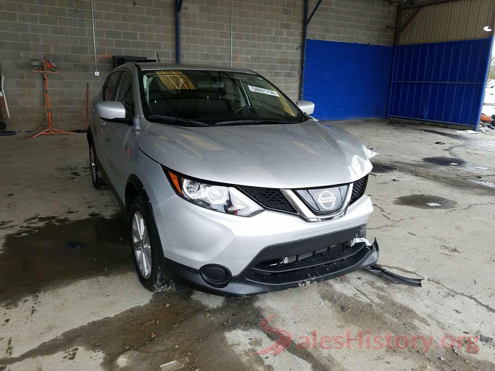 JN1BJ1CP6JW161281 2018 NISSAN ROGUE