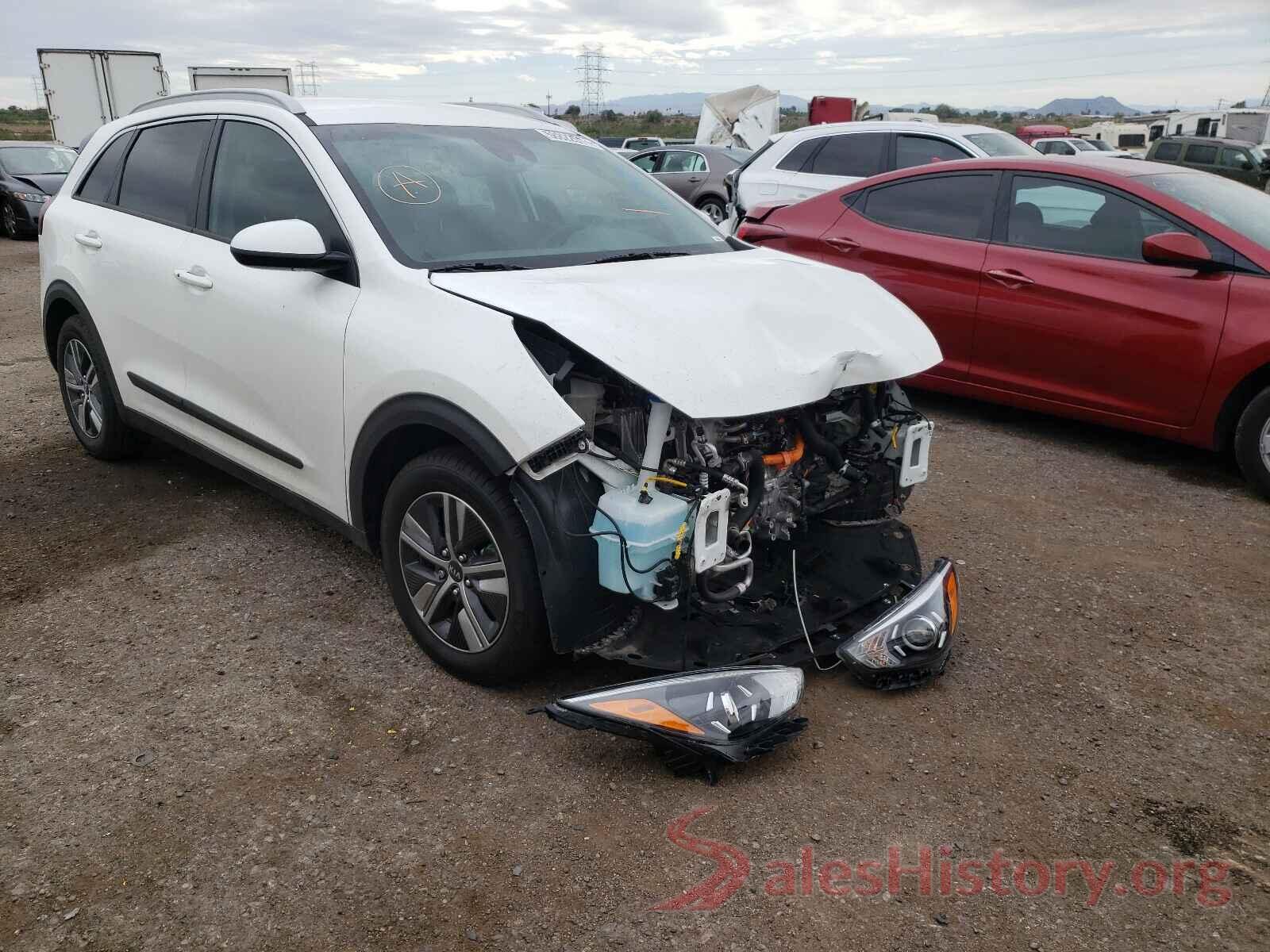 KNDCB3LC9L5413976 2020 KIA NIRO