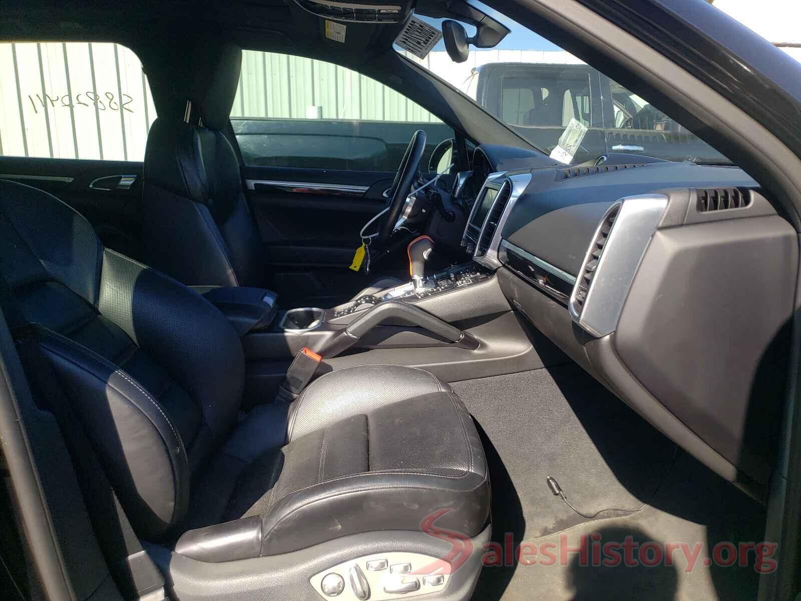 WP1AE2A2XGLA18322 2016 PORSCHE CAYENNE