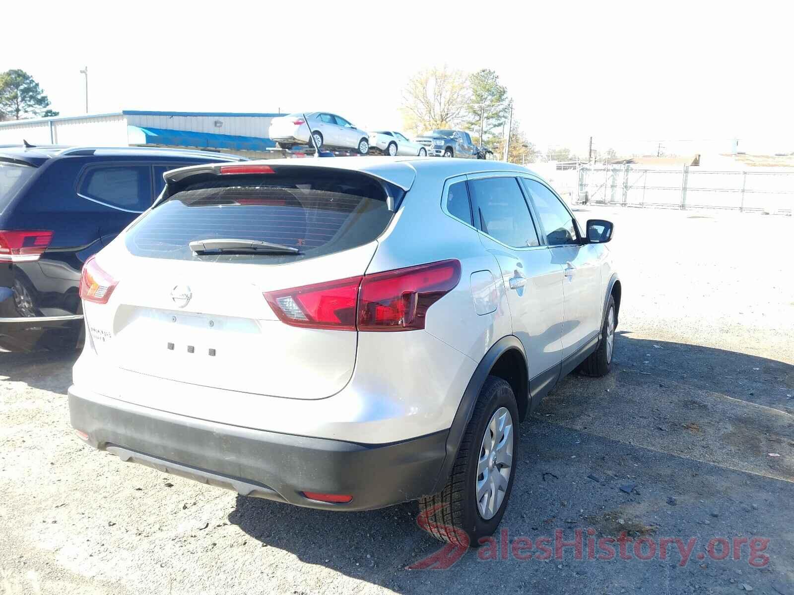 JN1BJ1CP2JW155395 2018 NISSAN ROGUE