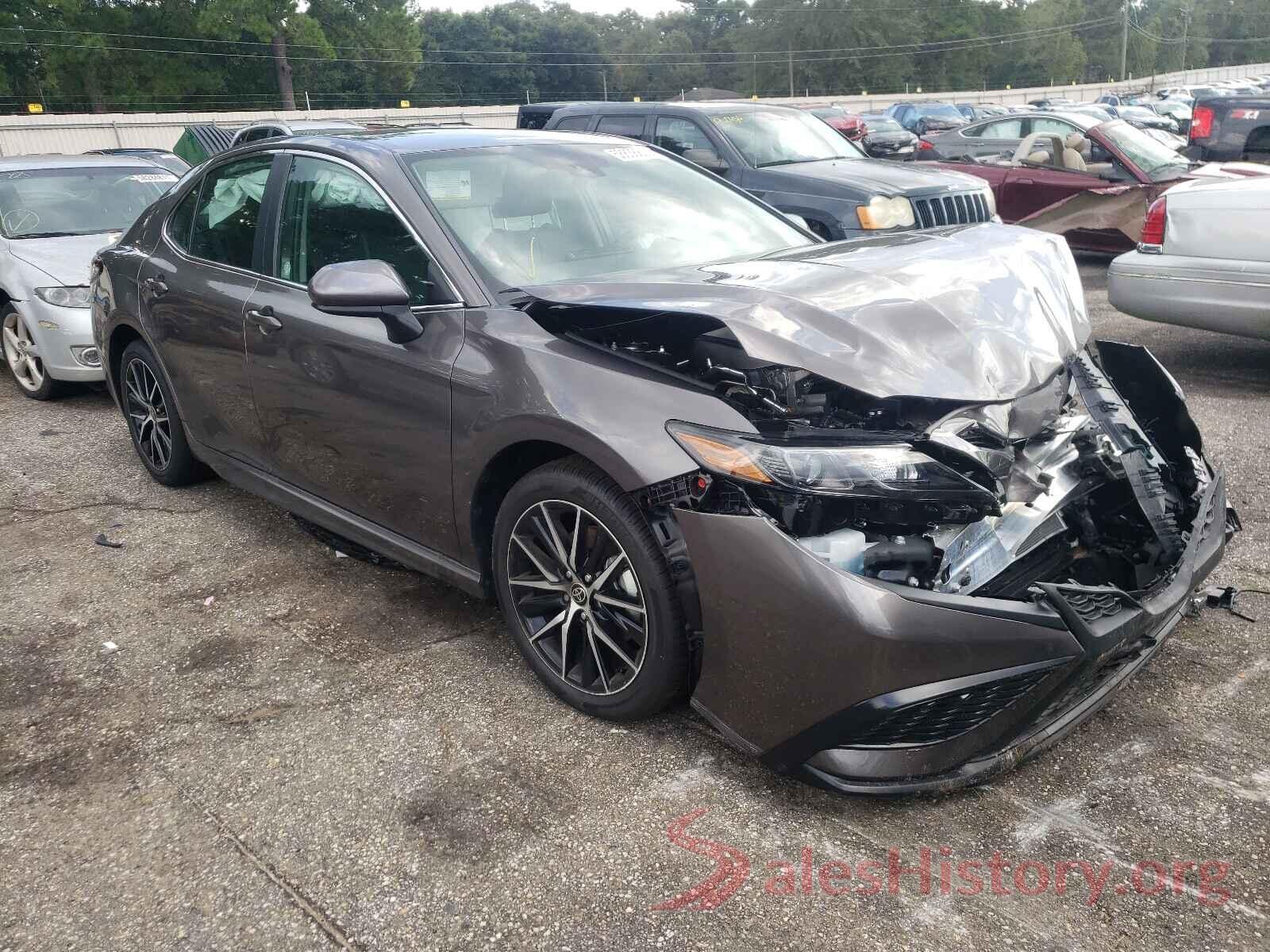 4T1G11AK1MU585716 2021 TOYOTA CAMRY