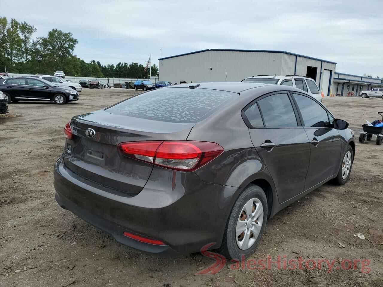 3KPFK4A76JE218671 2018 KIA FORTE