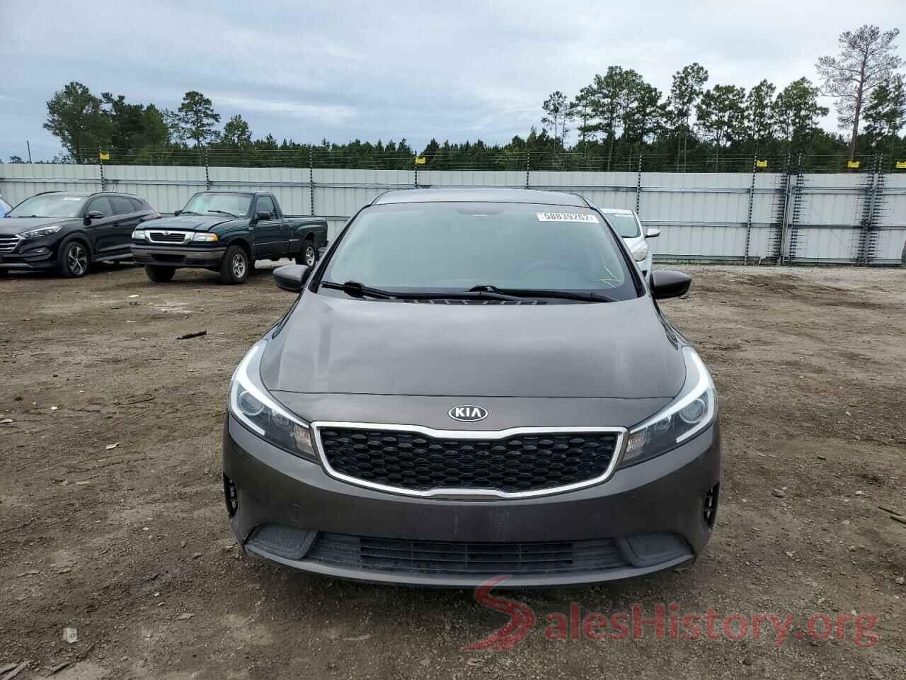 3KPFK4A76JE218671 2018 KIA FORTE