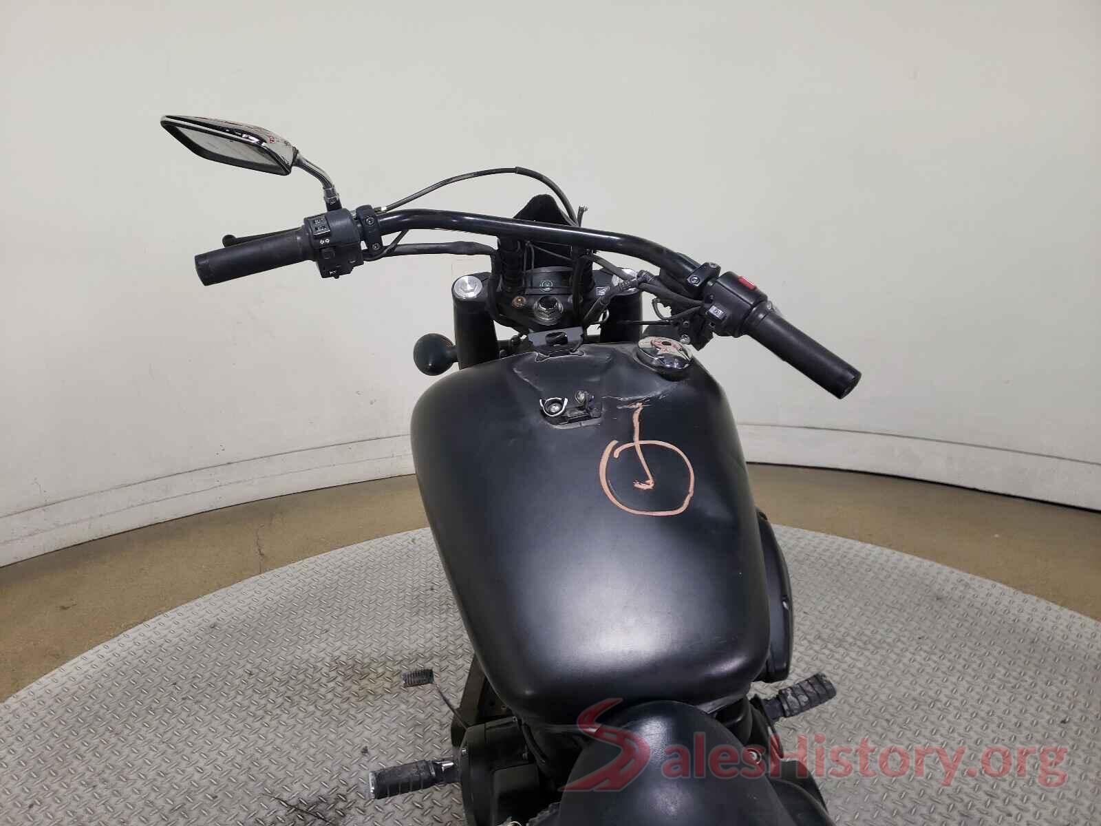 JH2RC5378HK700487 2017 HONDA VT CYCLE