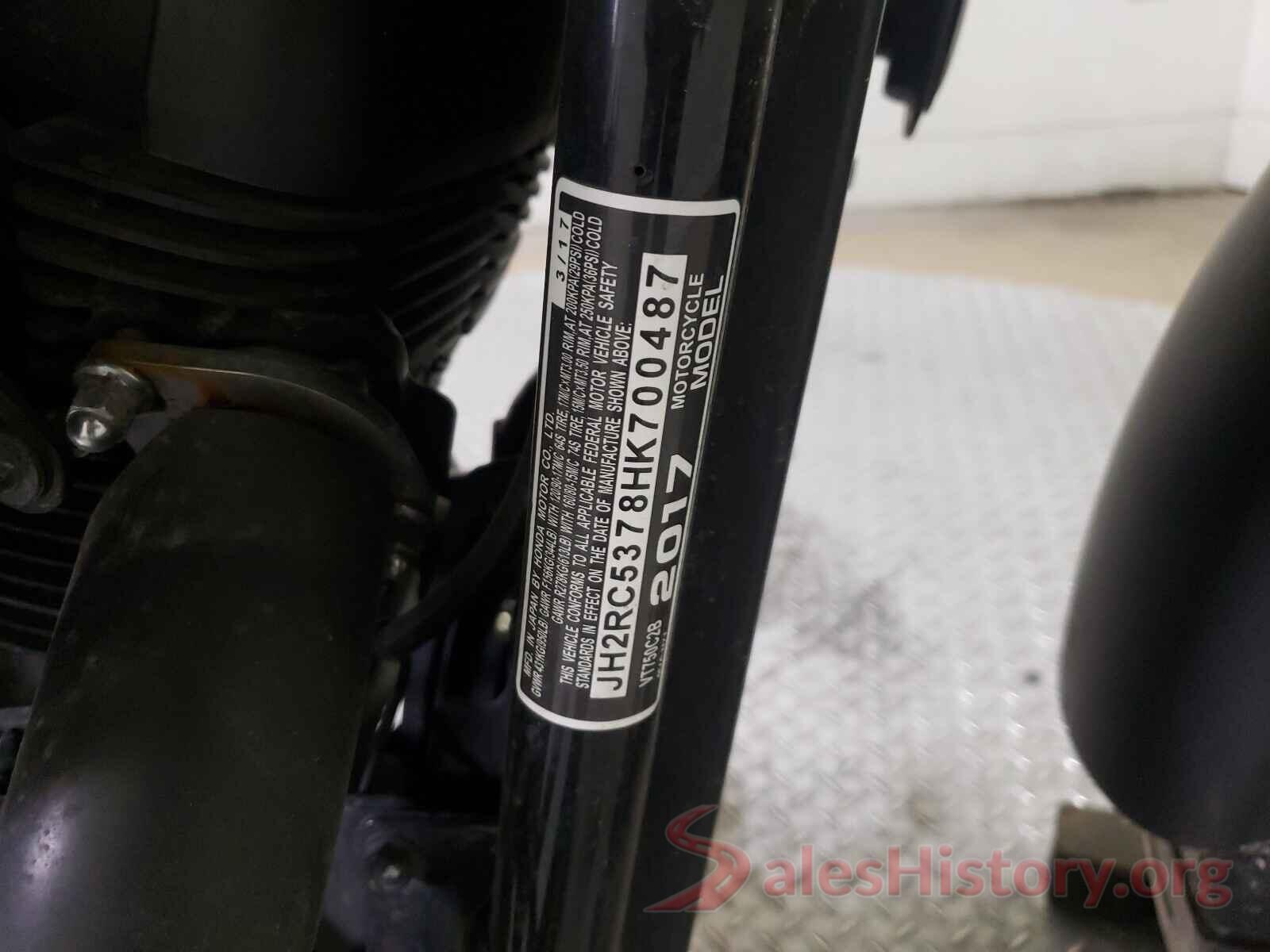 JH2RC5378HK700487 2017 HONDA VT CYCLE