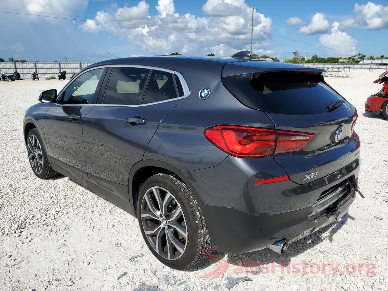 WBXYH9C05L5P36728 2020 BMW X2