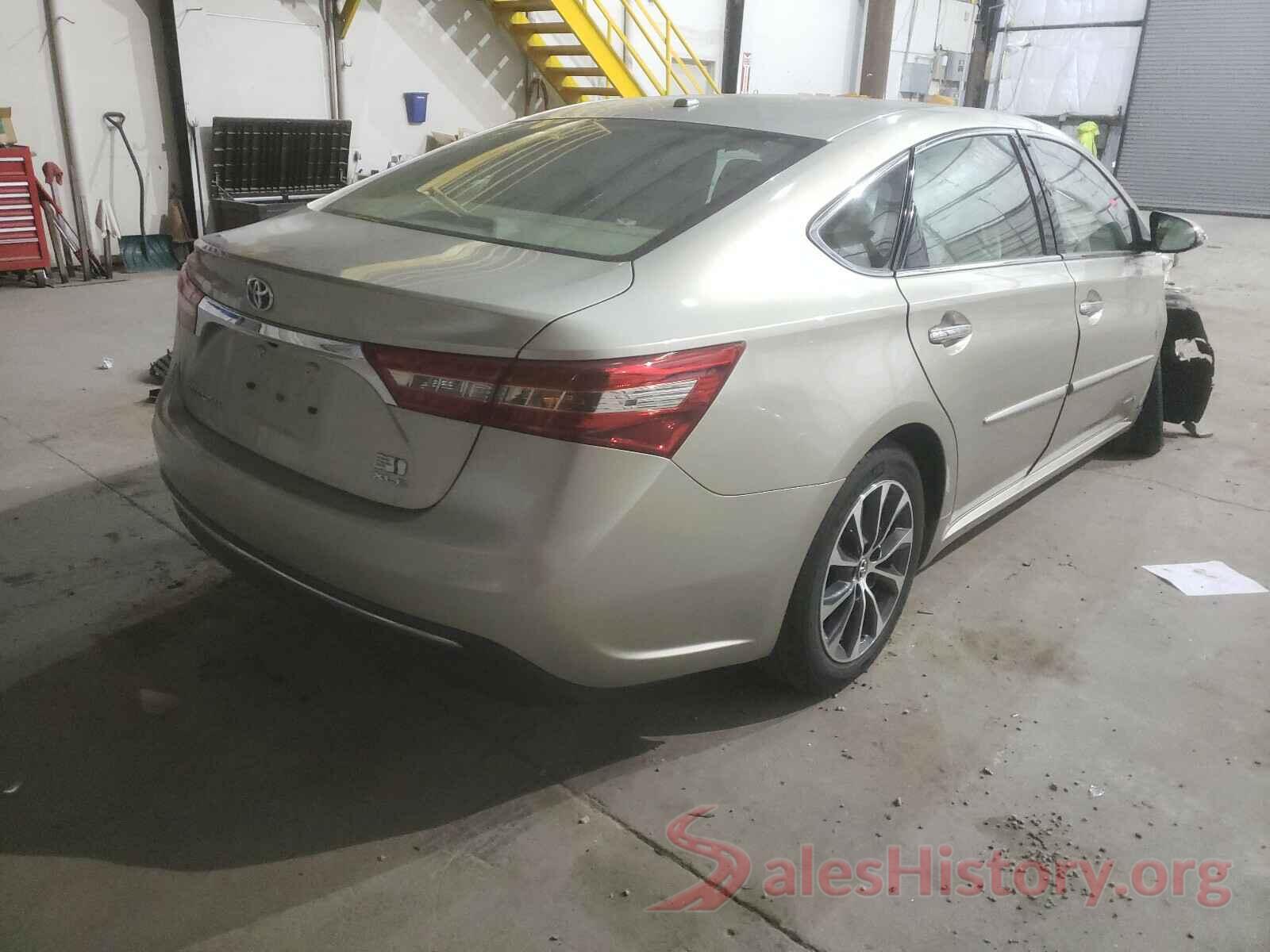 4T1BD1EB6JU060206 2018 TOYOTA AVALON