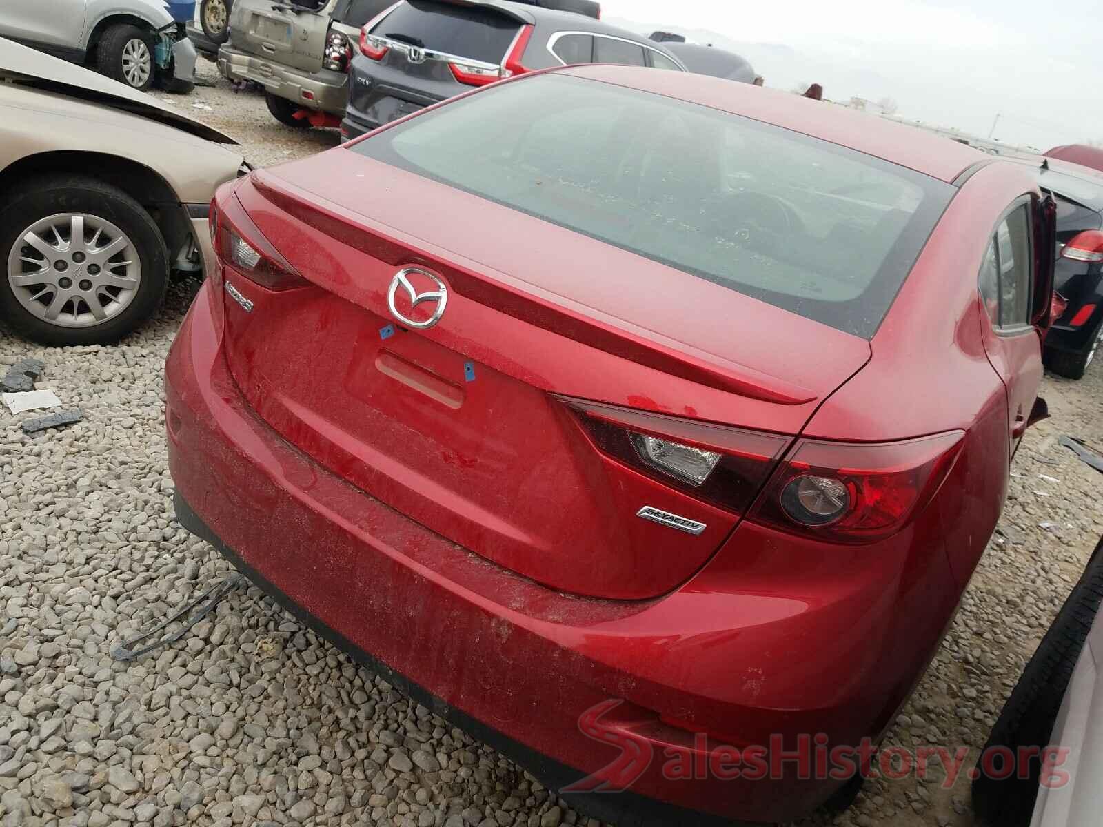 3MZBN1V31JM267372 2018 MAZDA 3