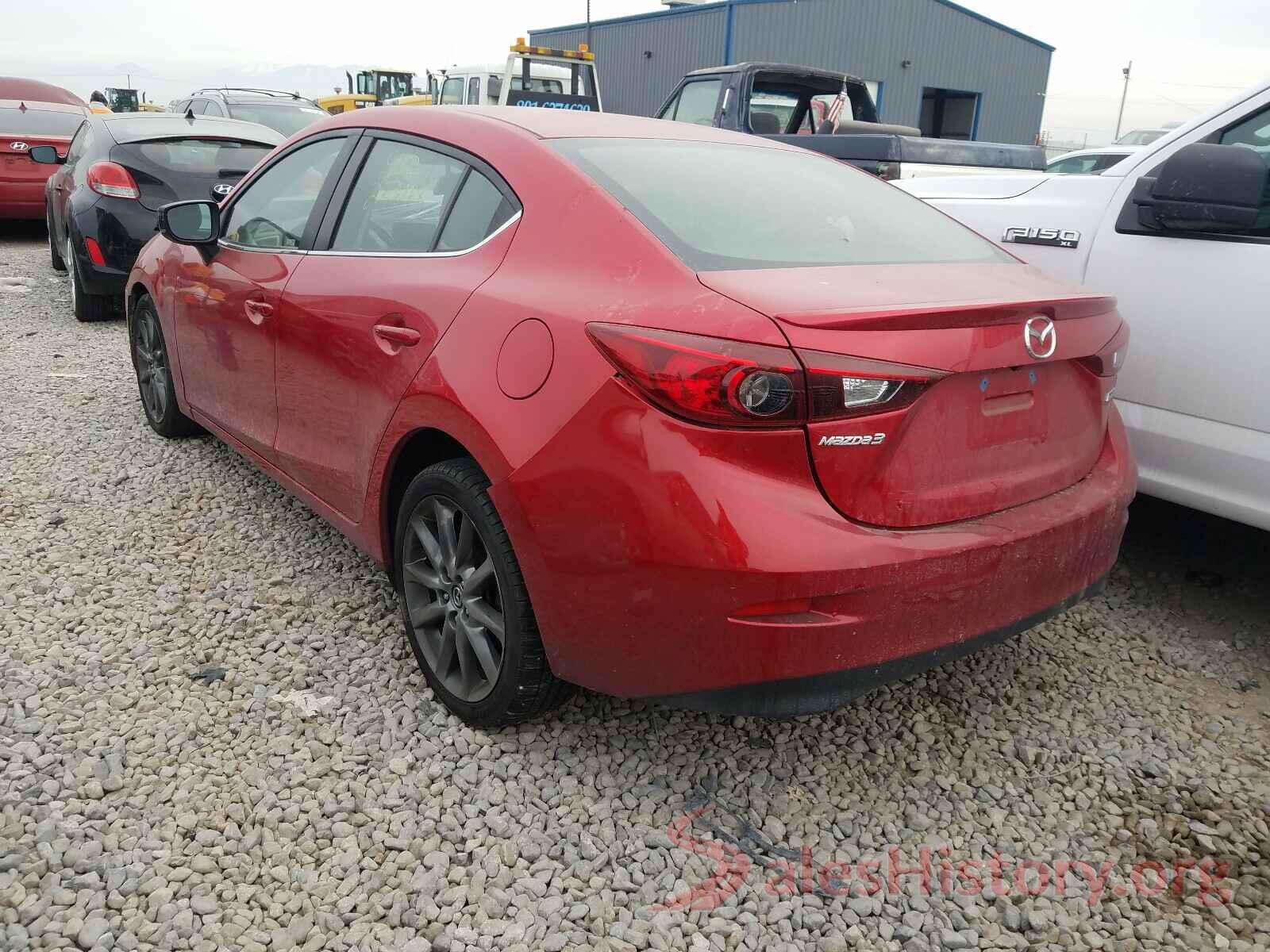 3MZBN1V31JM267372 2018 MAZDA 3