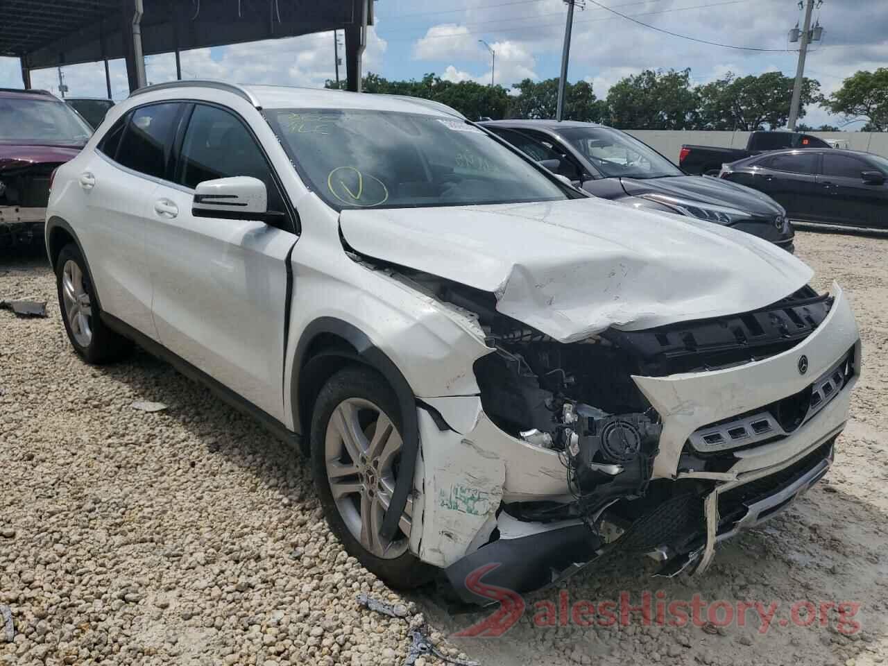 WDCTG4EB3JJ505725 2018 MERCEDES-BENZ GLA-CLASS