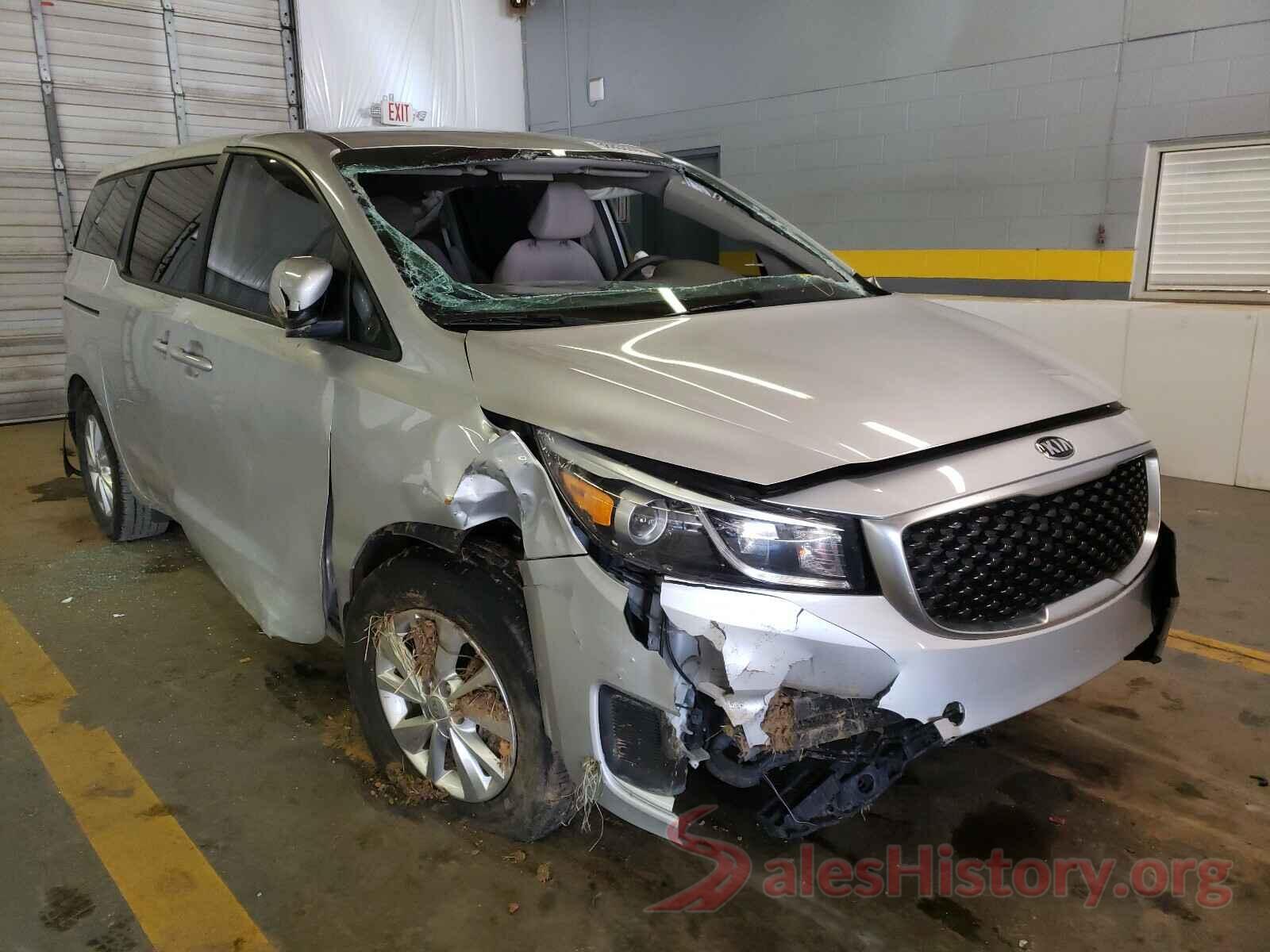 KNDMA5C12J6407204 2018 KIA SEDONA