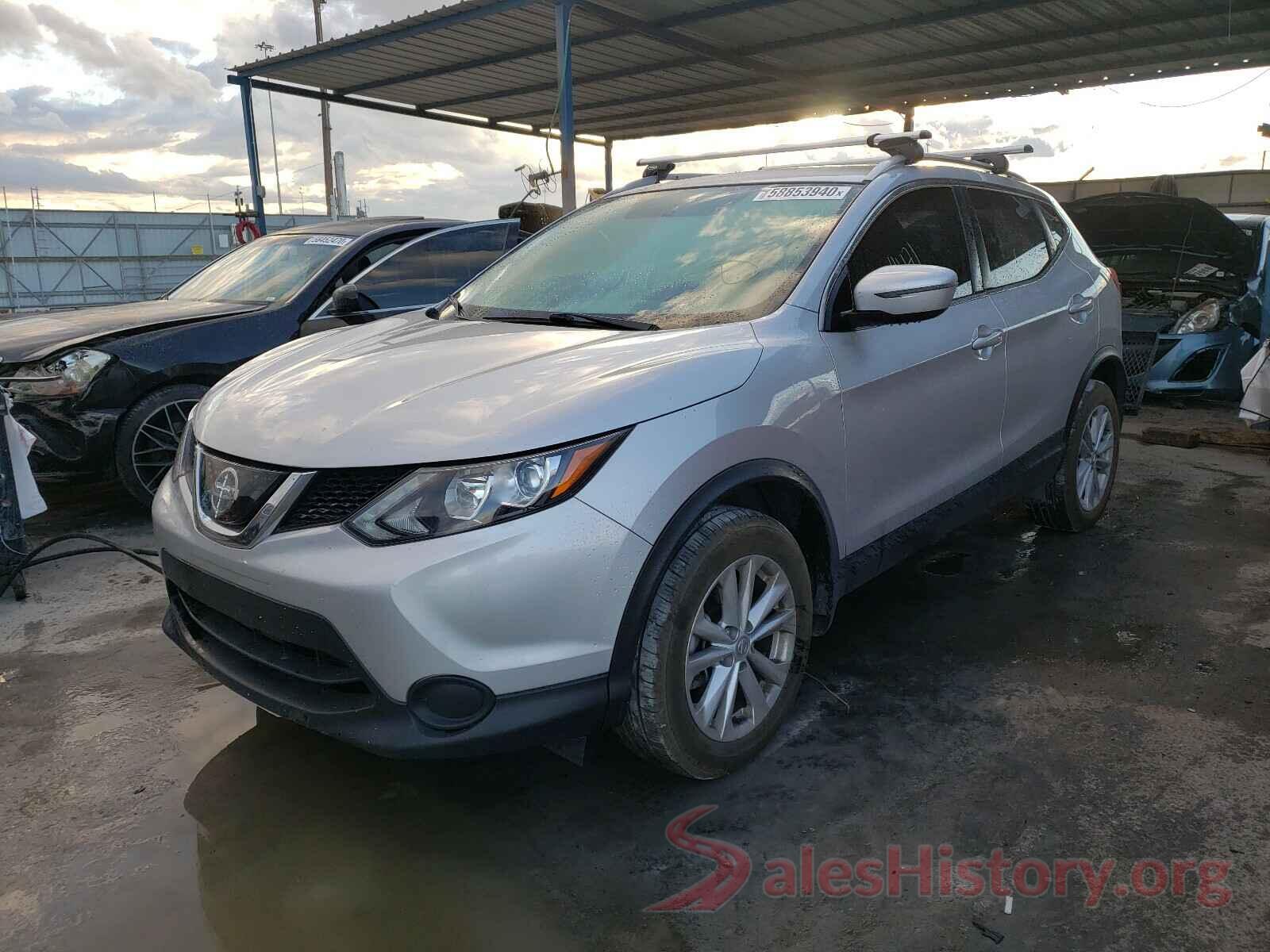 JN1BJ1CP4JW159237 2018 NISSAN ROGUE