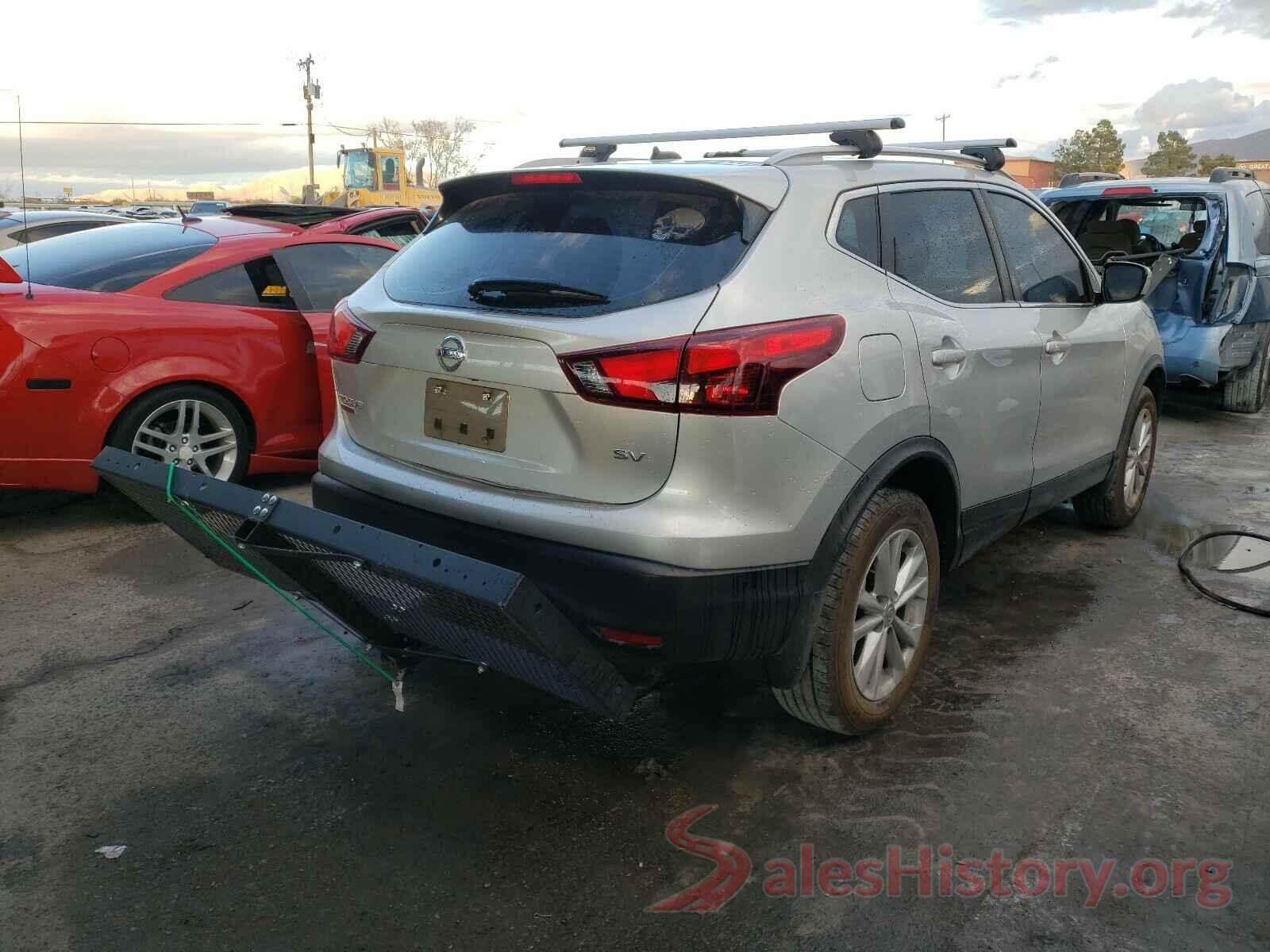 JN1BJ1CP4JW159237 2018 NISSAN ROGUE