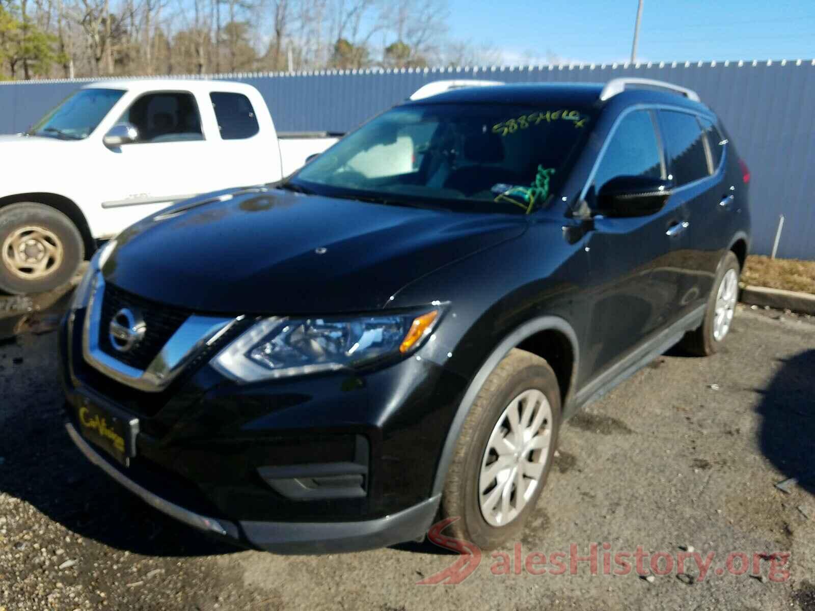 KNMAT2MV9HP561328 2017 NISSAN ROGUE