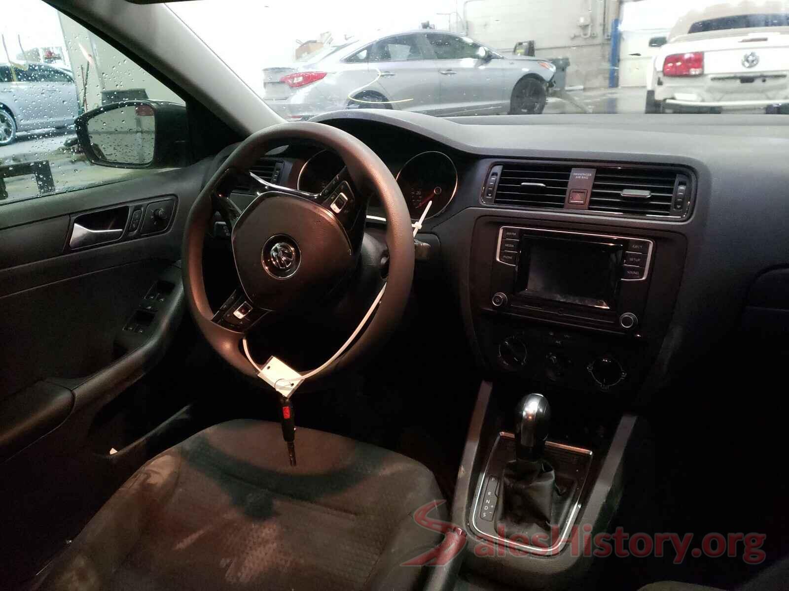 3VW267AJXGM409439 2016 VOLKSWAGEN JETTA