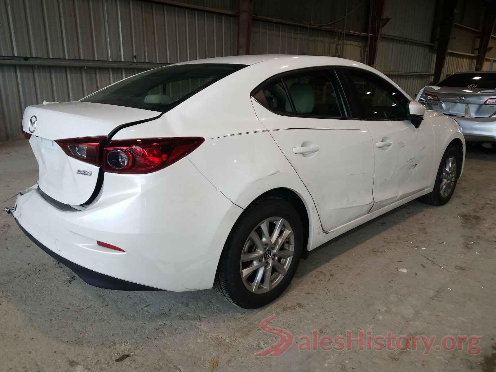 3MZBN1U70JM232617 2018 MAZDA 3