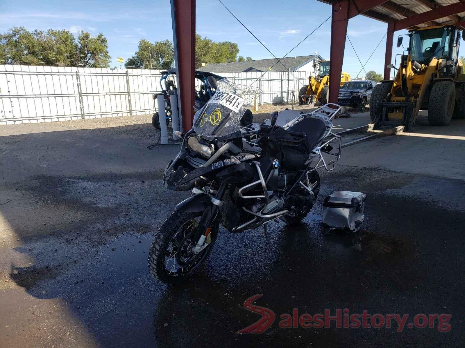 WB10A1207JZ899384 2018 BMW R