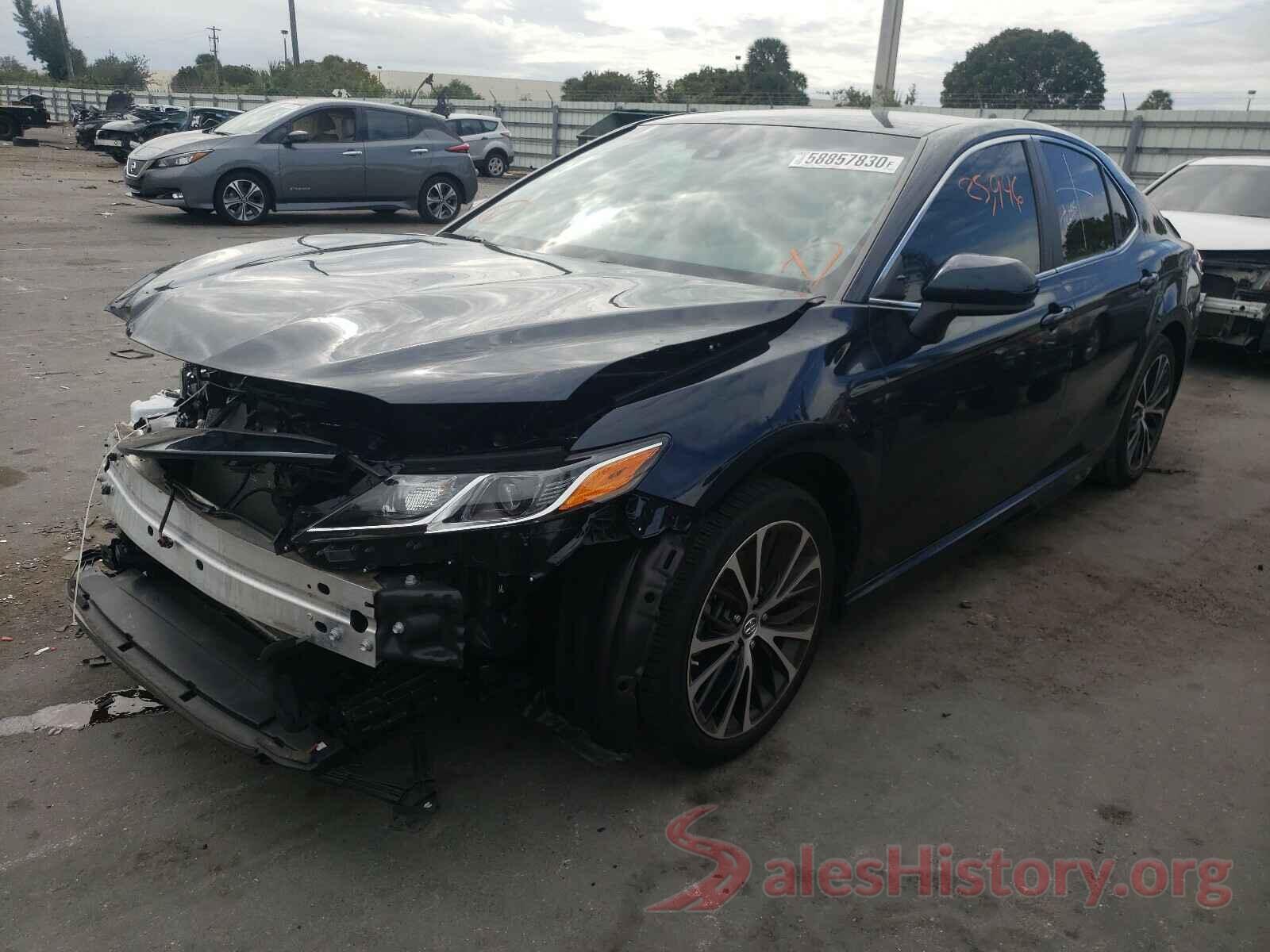 4T1B11HK5JU665855 2018 TOYOTA CAMRY