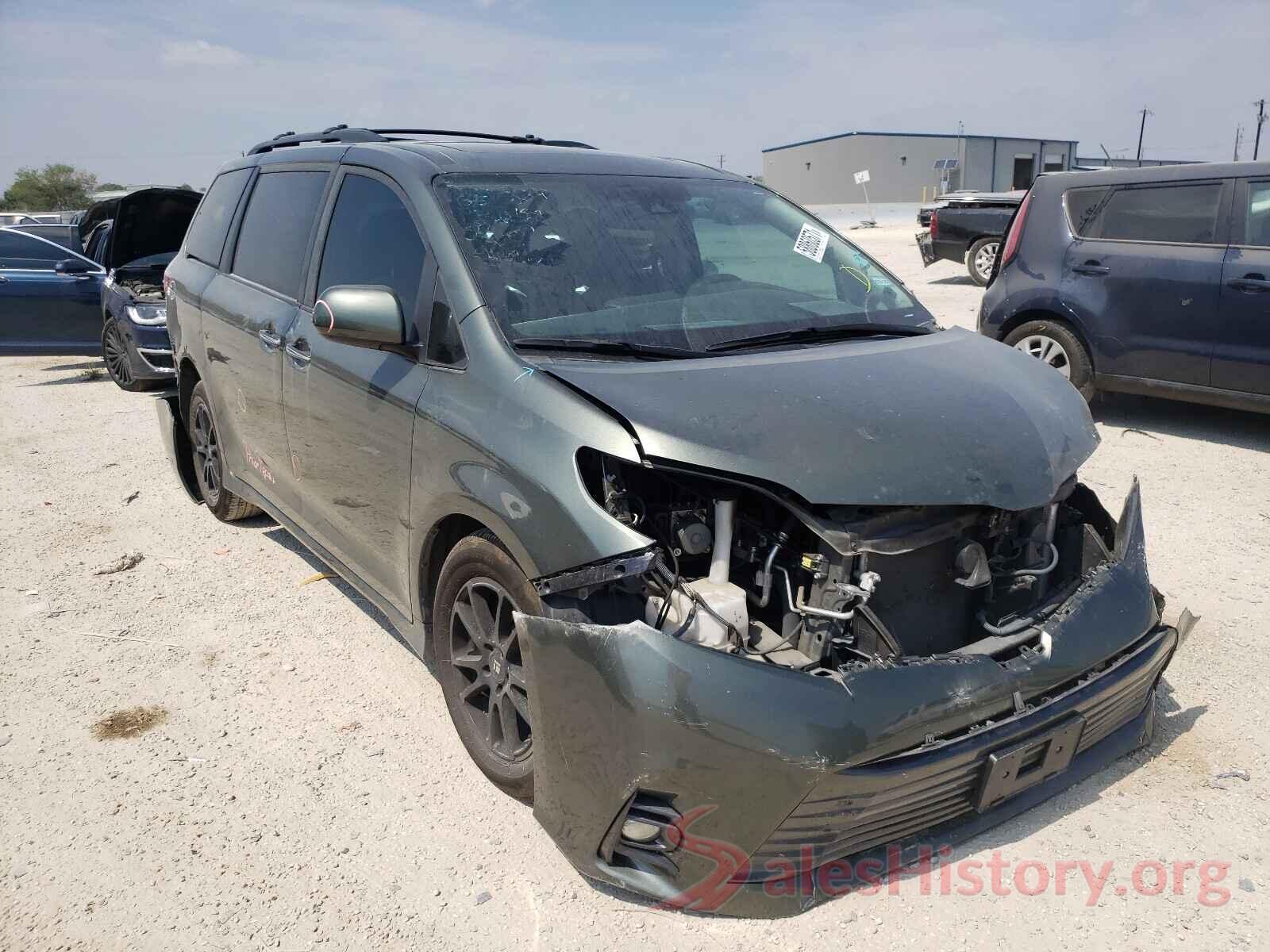 5TDYZ3DCXKS966628 2019 TOYOTA SIENNA