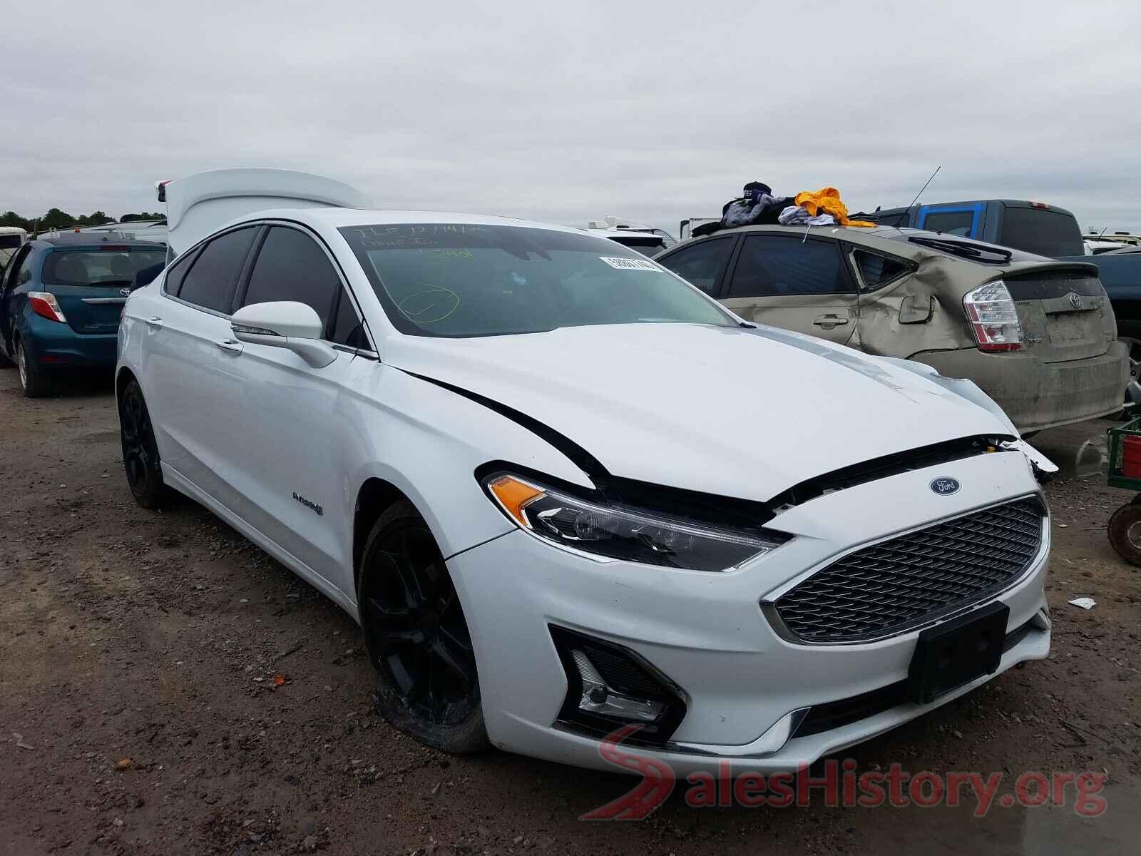 3FA6P0RUXKR141081 2019 FORD FUSION