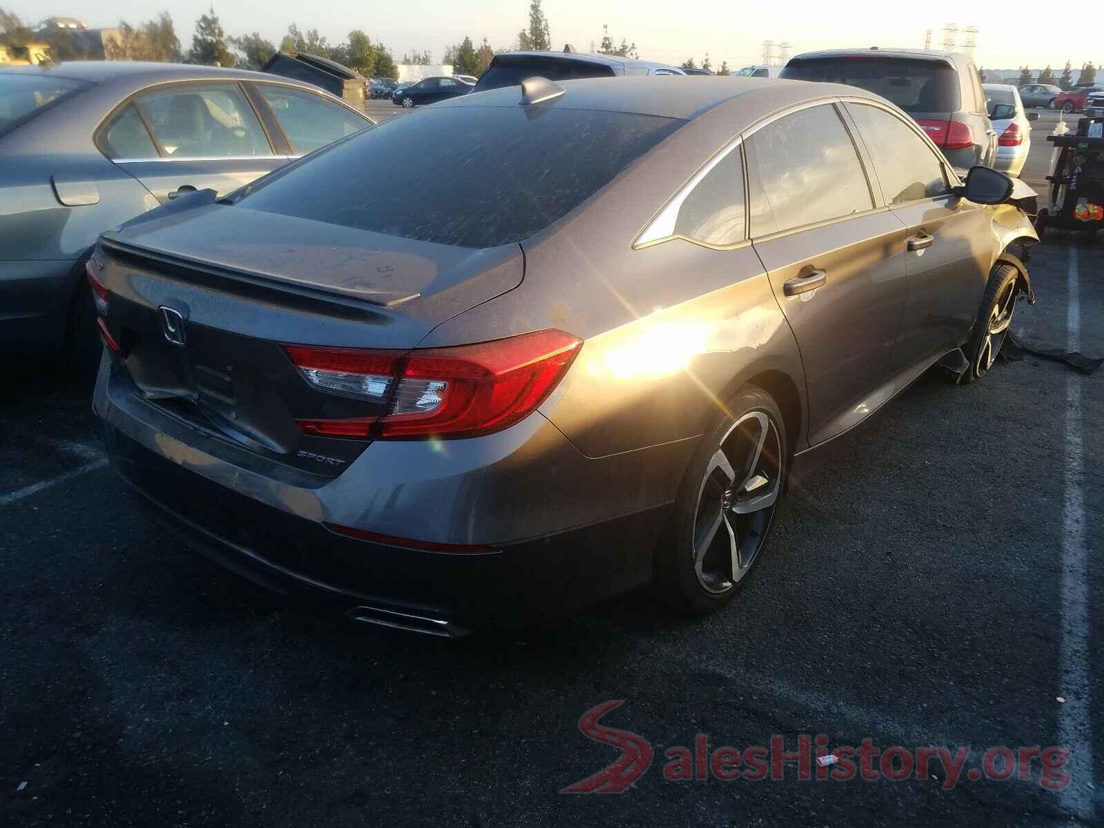 1HGCV1F3XJA220037 2018 HONDA ACCORD