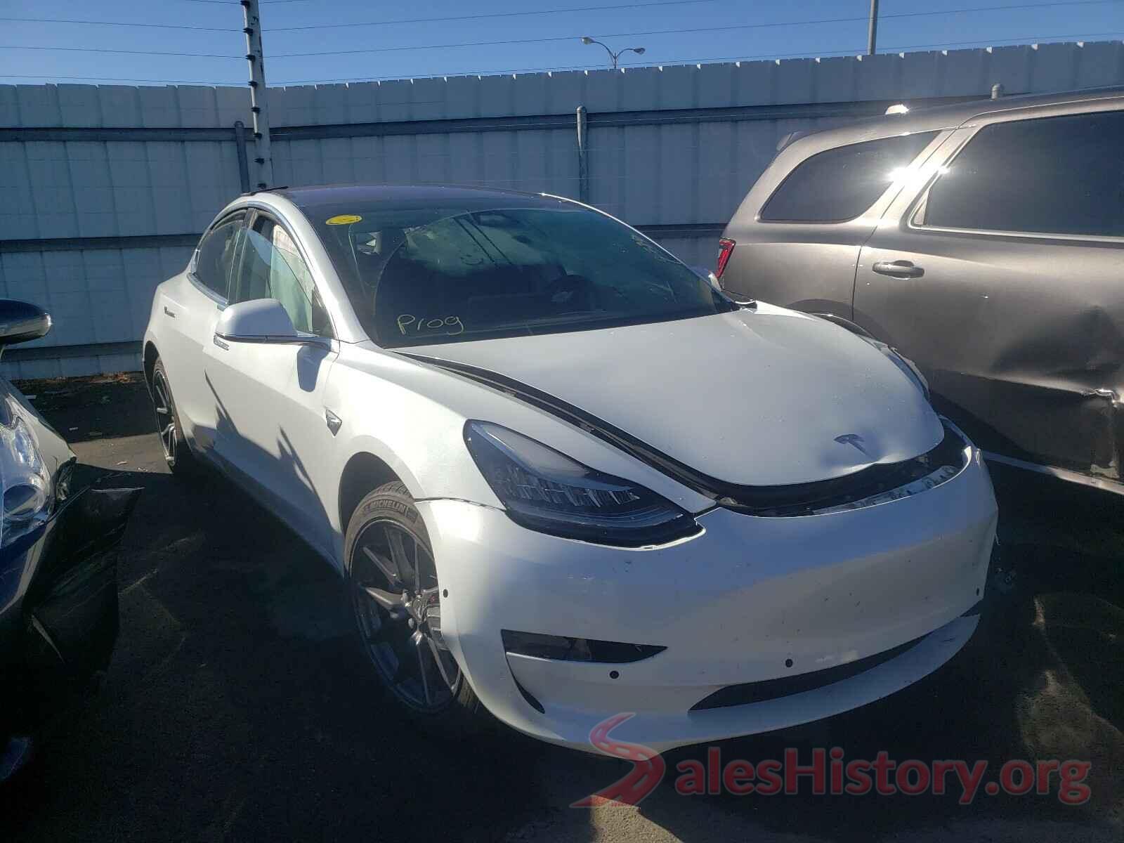 5YJ3E1EA1JF041021 2018 TESLA MODEL 3