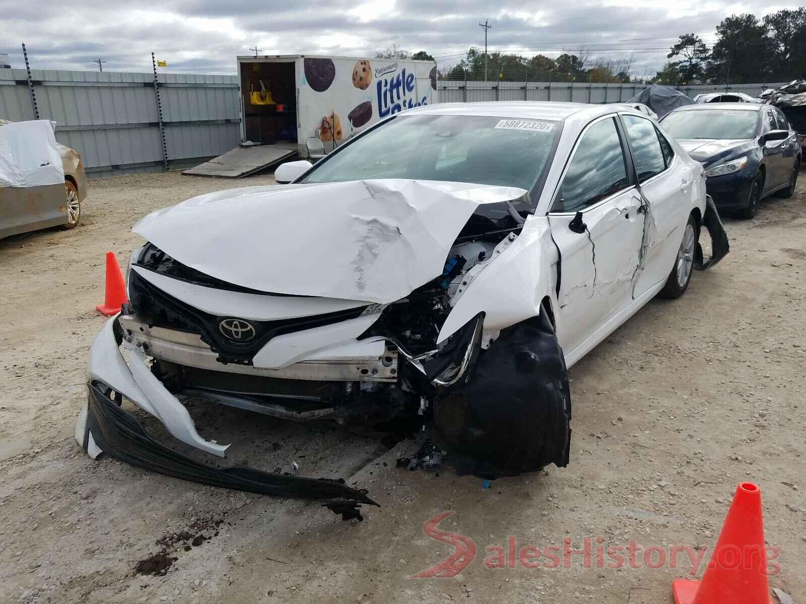 4T1B11HK8JU636804 2018 TOYOTA CAMRY