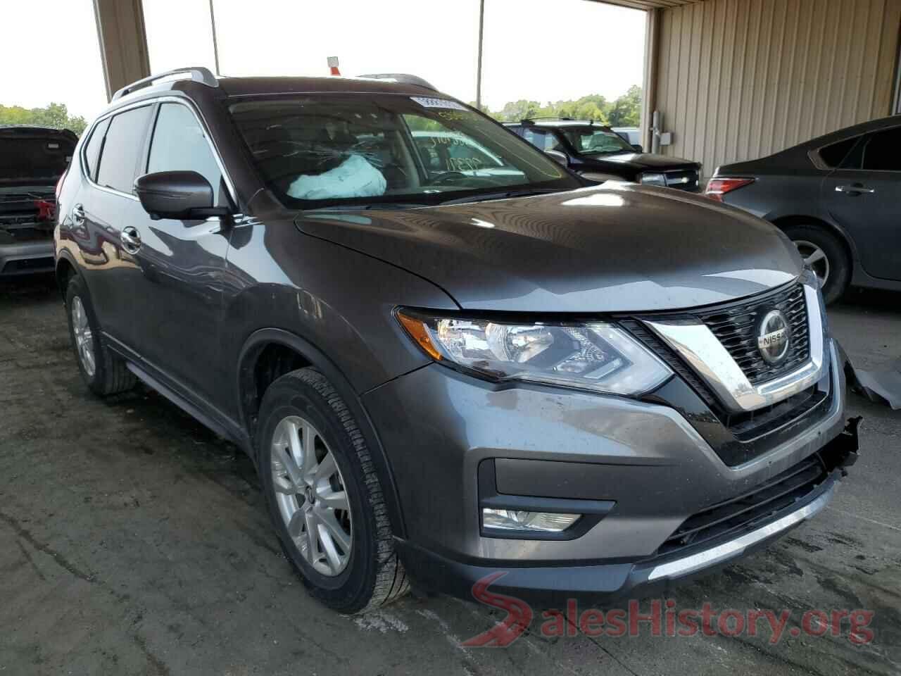 5N1AT2MVXJC807490 2018 NISSAN ROGUE