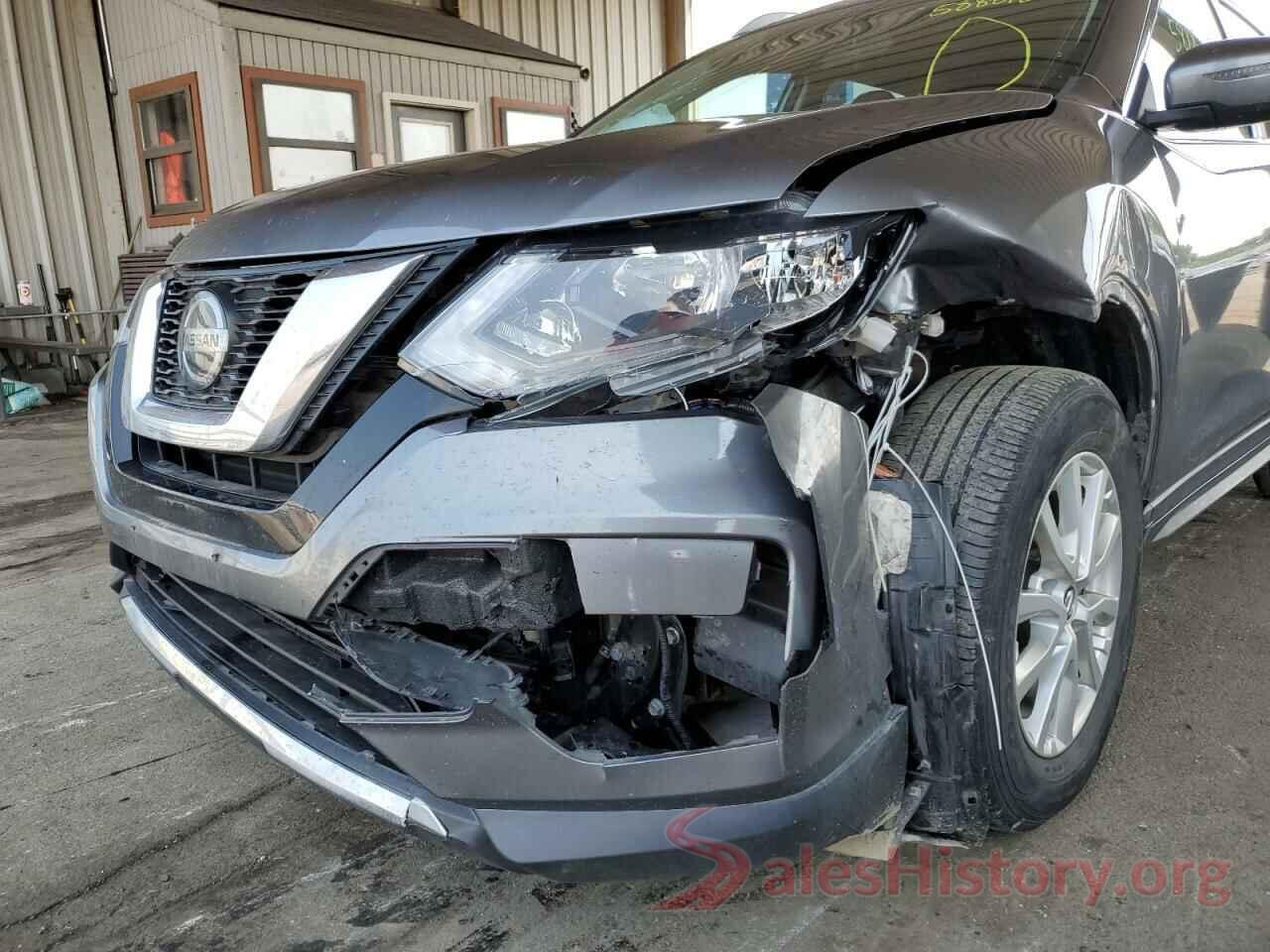 5N1AT2MVXJC807490 2018 NISSAN ROGUE