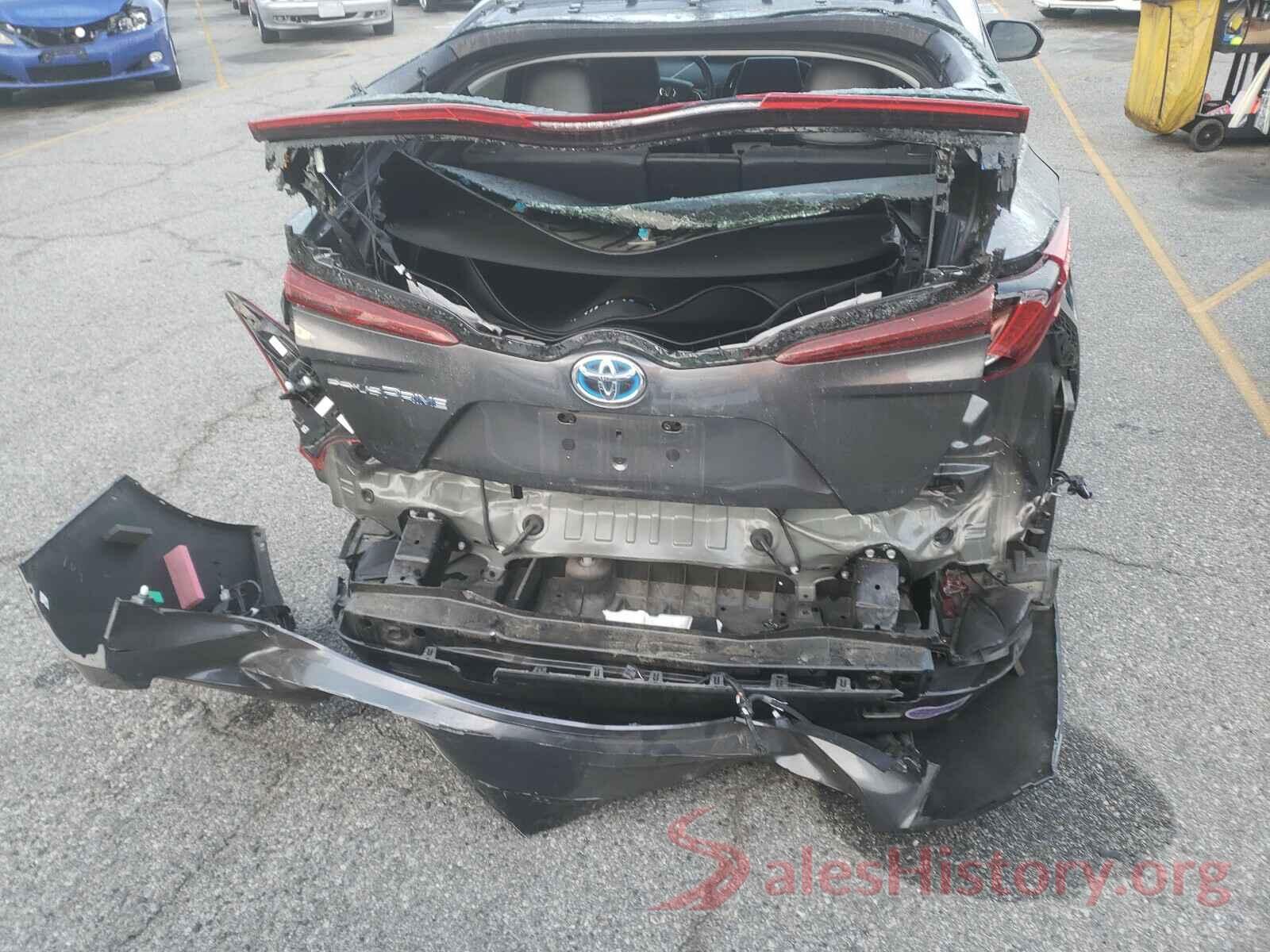 JTDKARFP1J3099958 2018 TOYOTA PRIUS