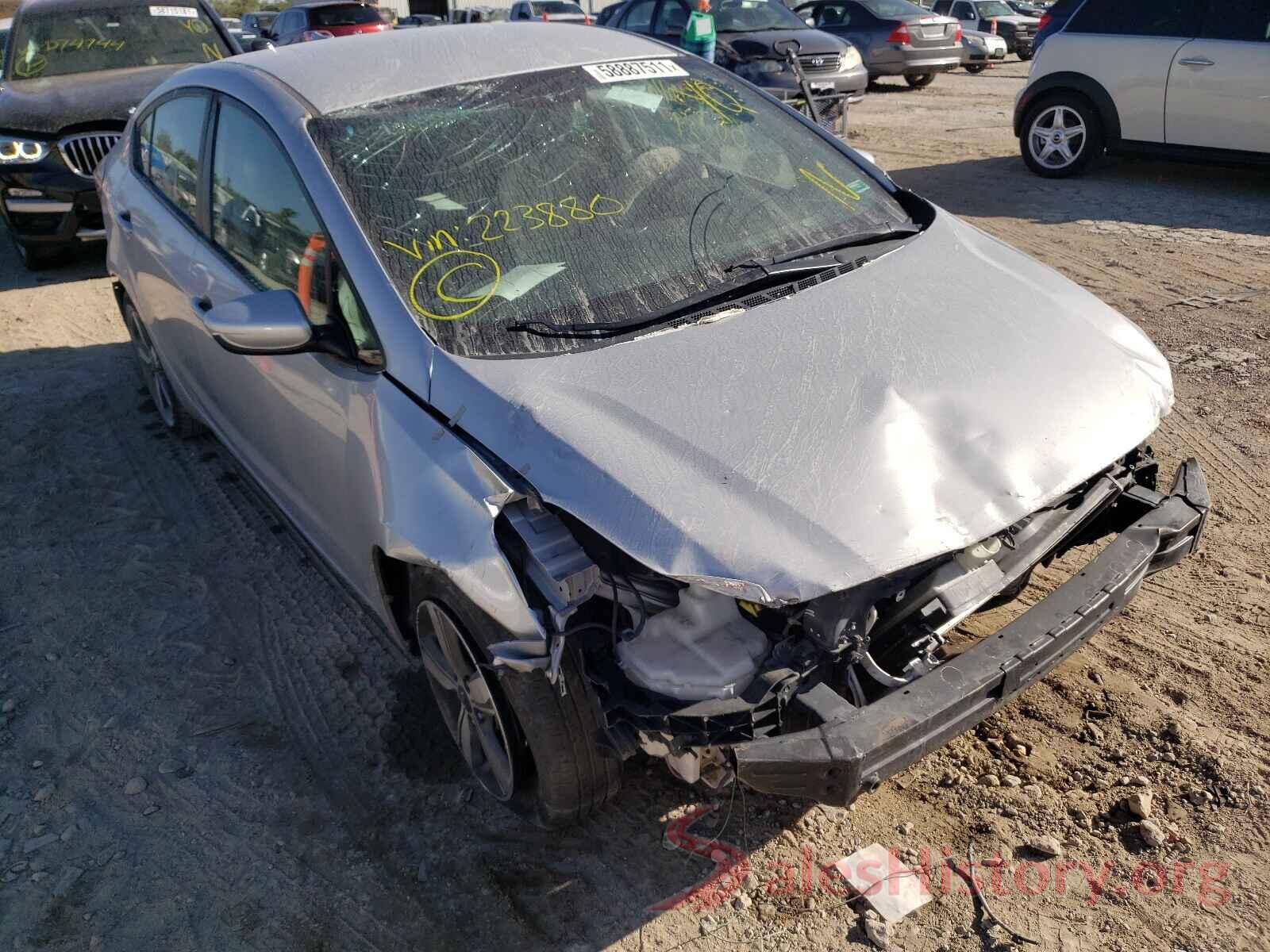 3KPFL4A70JE223880 2018 KIA FORTE