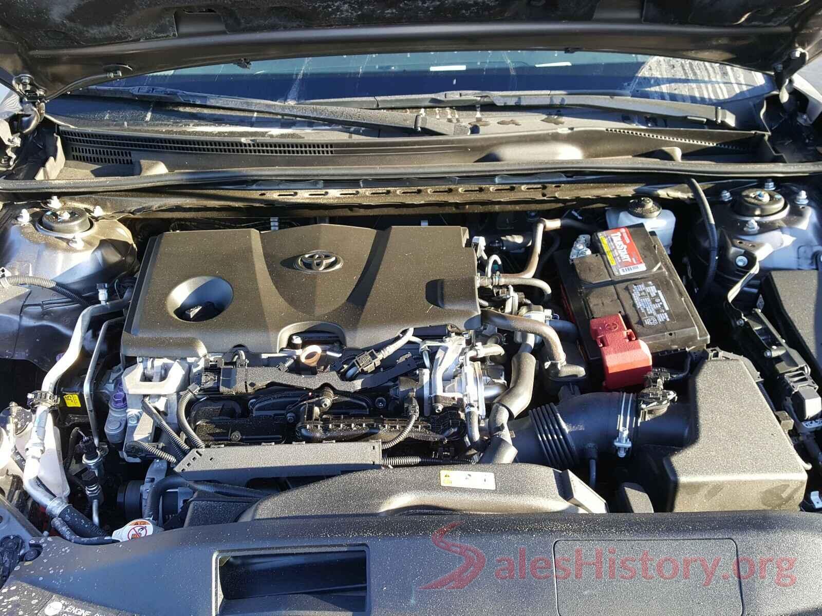 4T1B11HK1JU670518 2018 TOYOTA CAMRY