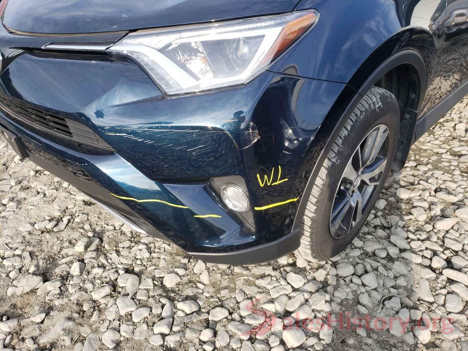 2T3RFREVXJW842727 2018 TOYOTA RAV4