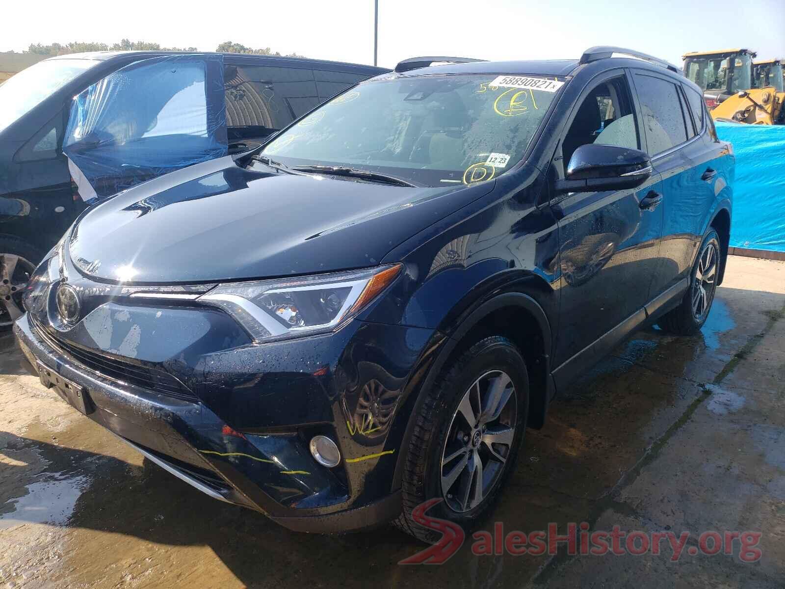 2T3RFREVXJW842727 2018 TOYOTA RAV4