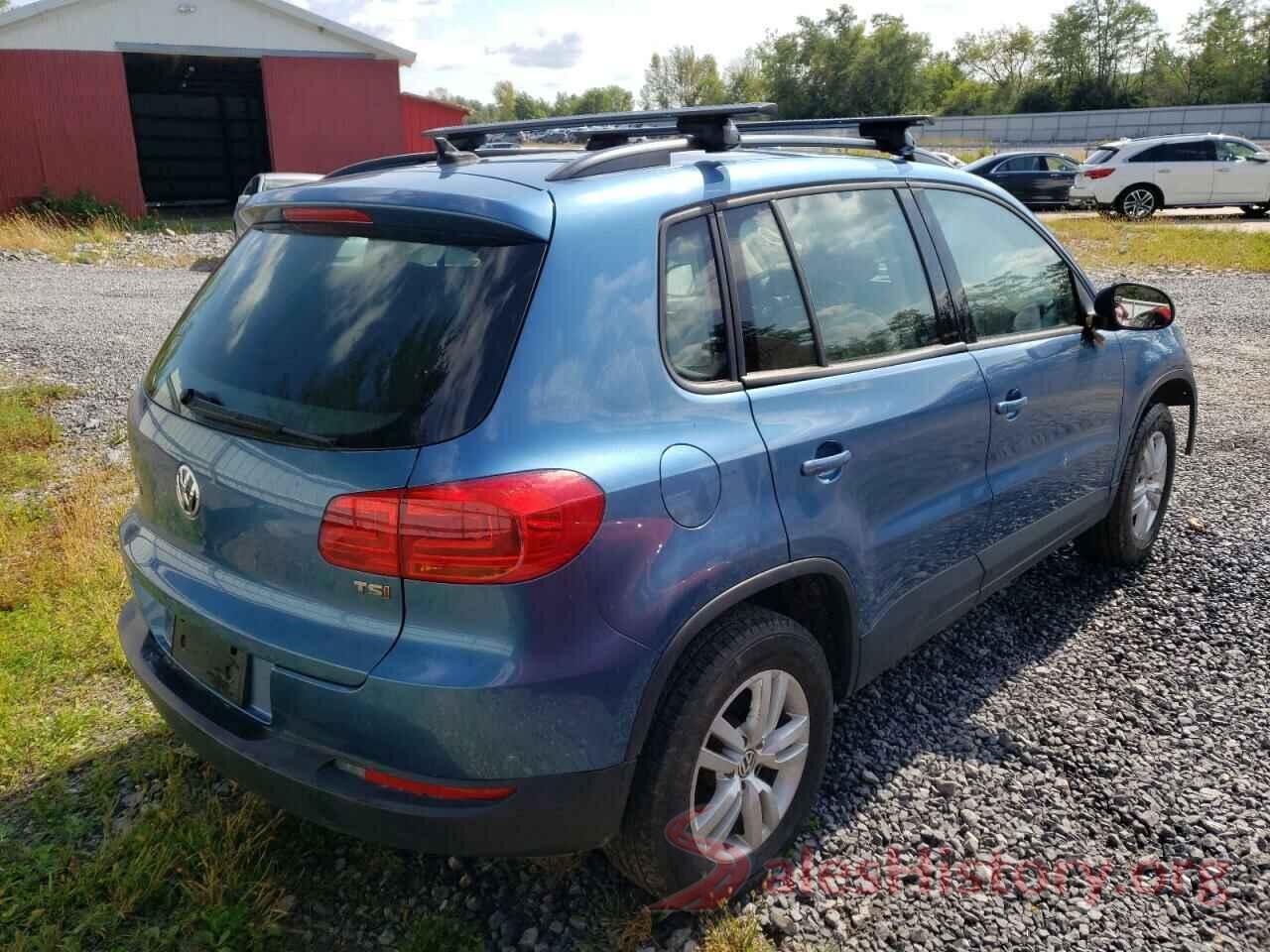 WVGAV7AX1HK037502 2017 VOLKSWAGEN TIGUAN